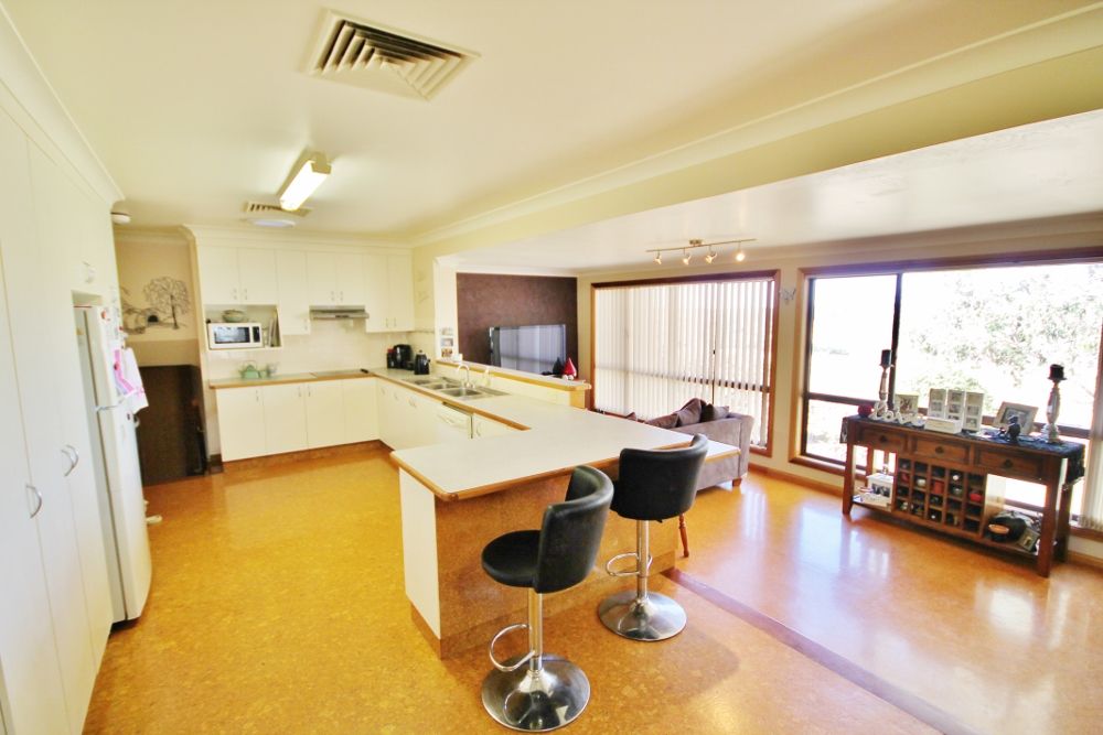 3292 Moppity Road, YOUNG NSW 2594, Young - Thumbnail 6