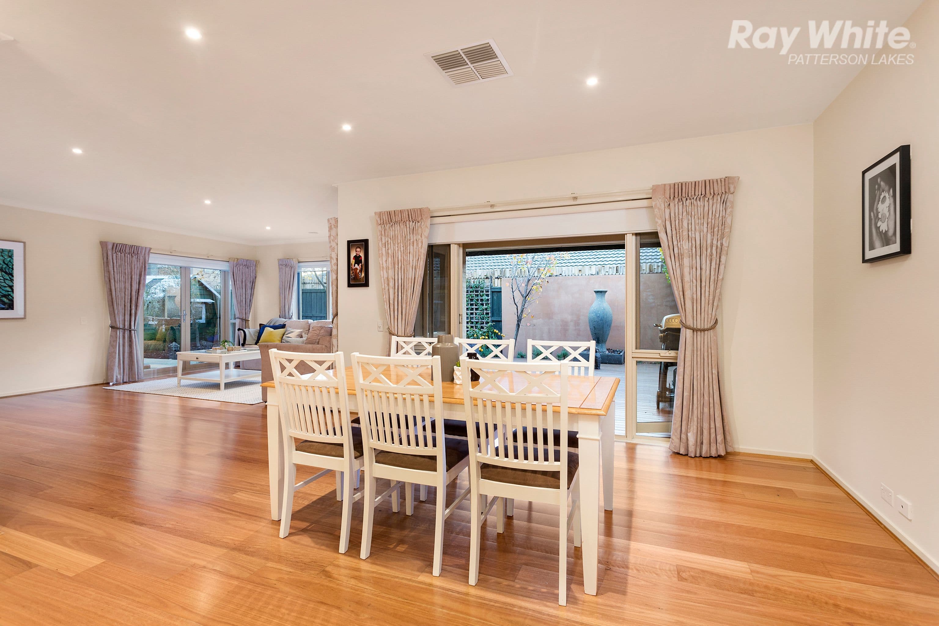 12 Binglebay Avenue, Waterways VIC 3195, Waterways - Thumbnail 4