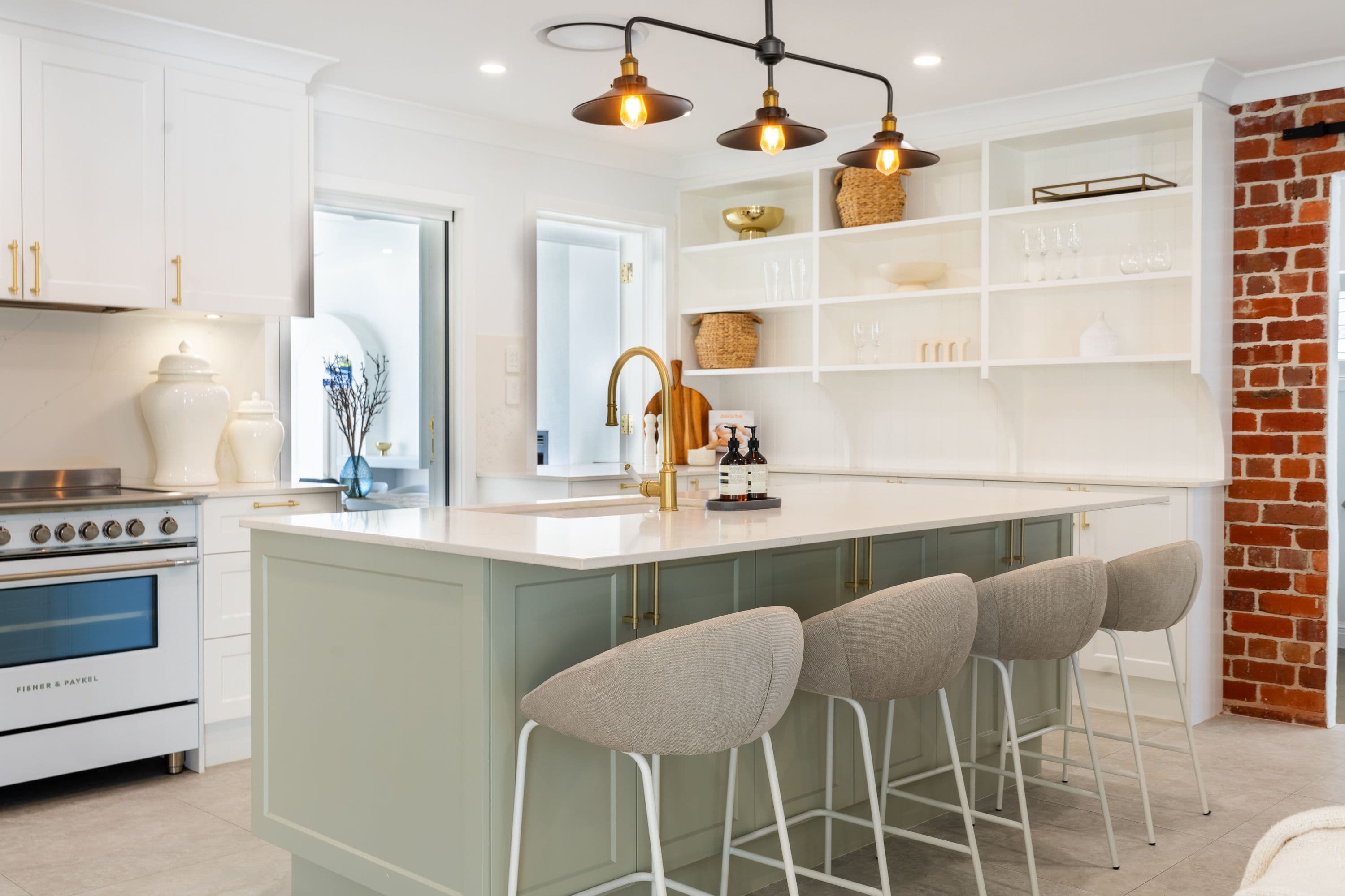 62 Townson Avenue, Palm Beach QLD 4221, Palm Beach - Thumbnail 2