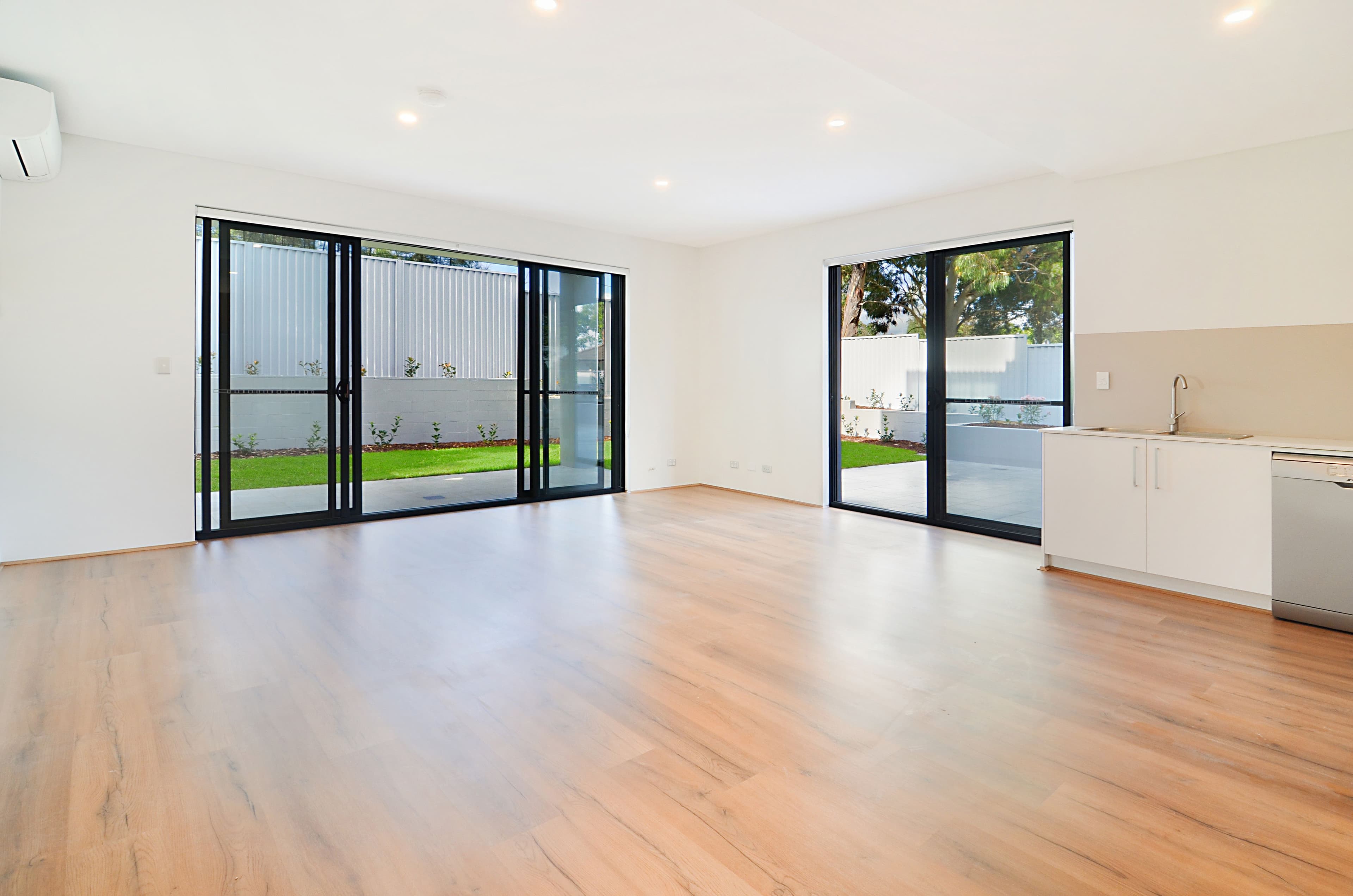 71-75 Lawrence Street, Peakhurst NSW 2210, Peakhurst - Thumbnail 5
