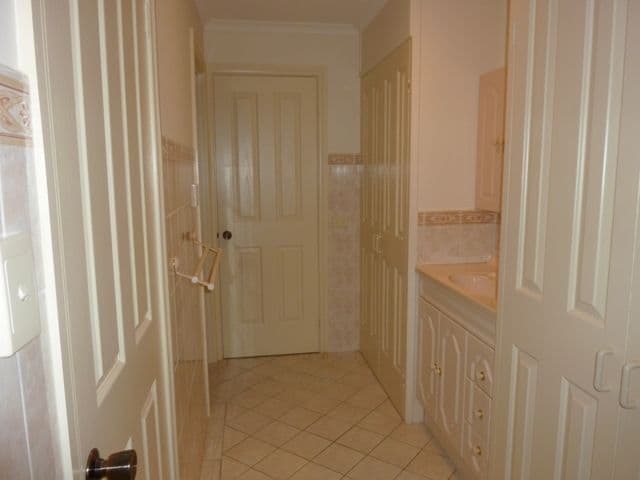 1 Jalna Court, Eltham, Eltham - Thumbnail 3