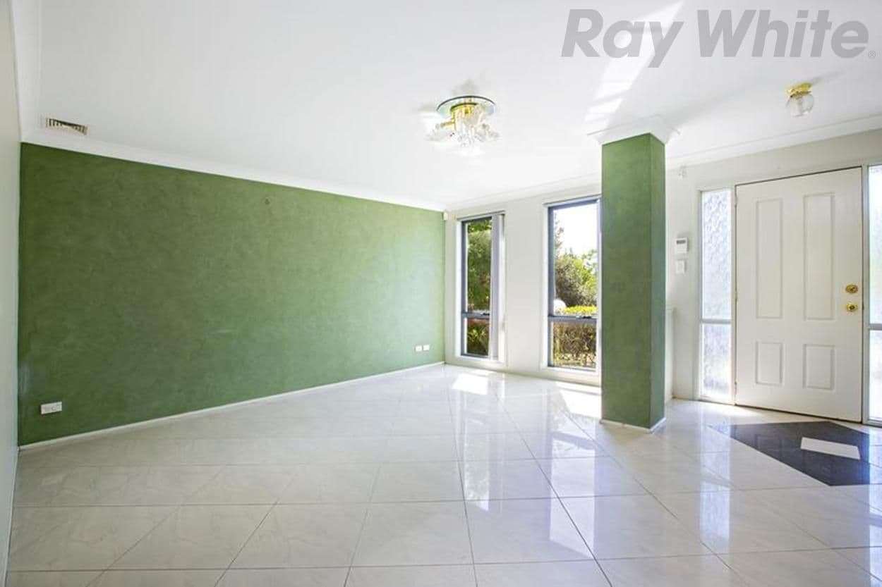 21 Lupton Place, Horningsea Park - Thumbnail 2