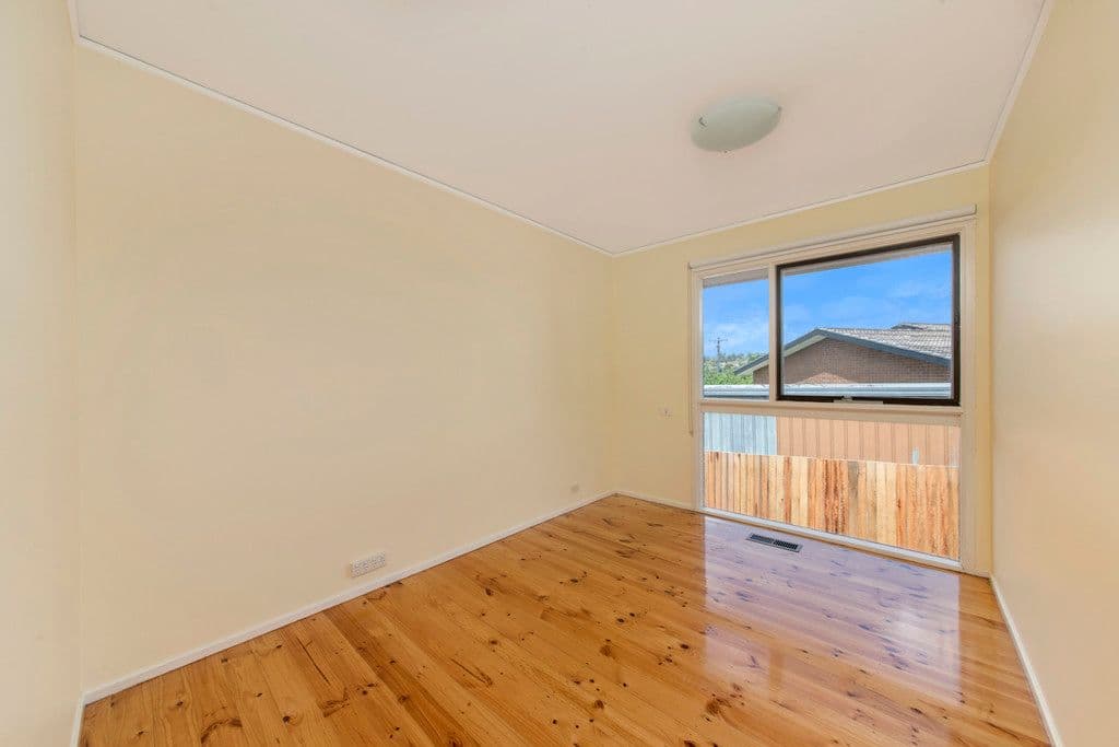 8 Olliff Place, Farrer ACT 2607, Farrer - Thumbnail 3