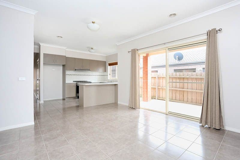 5 Gumleaf Avenue, Mernda VIC 3754, Mernda - Thumbnail 4