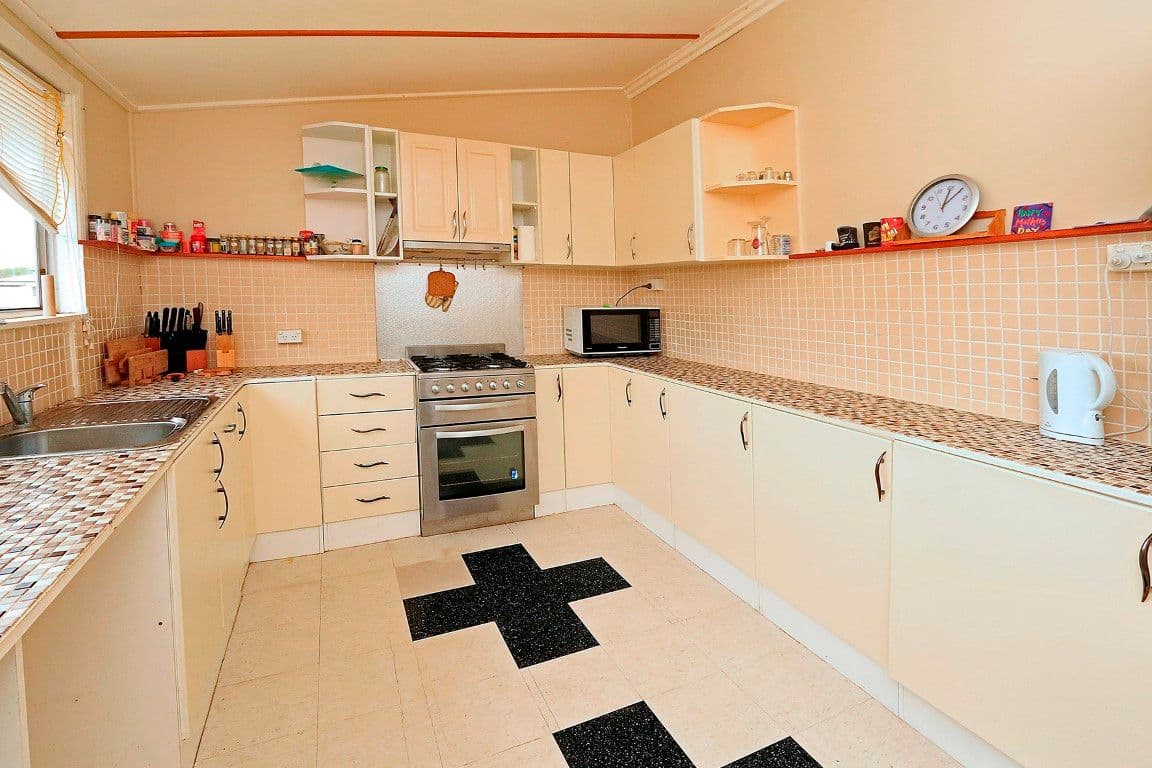 482 Bolsover Street, Depot Hill QLD 4700, Depot Hill - Thumbnail 4