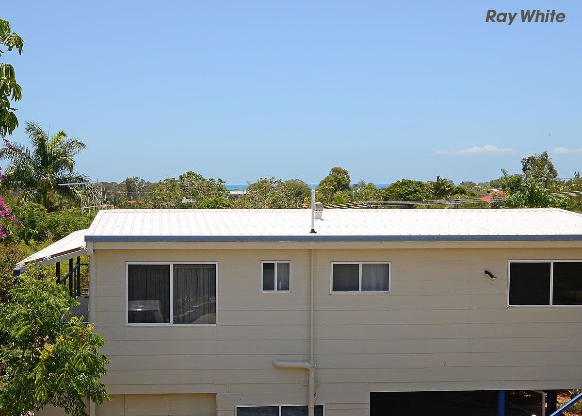 22 Oleander Avenue, SCARNESS QLD 4655, Scarness - Thumbnail 4