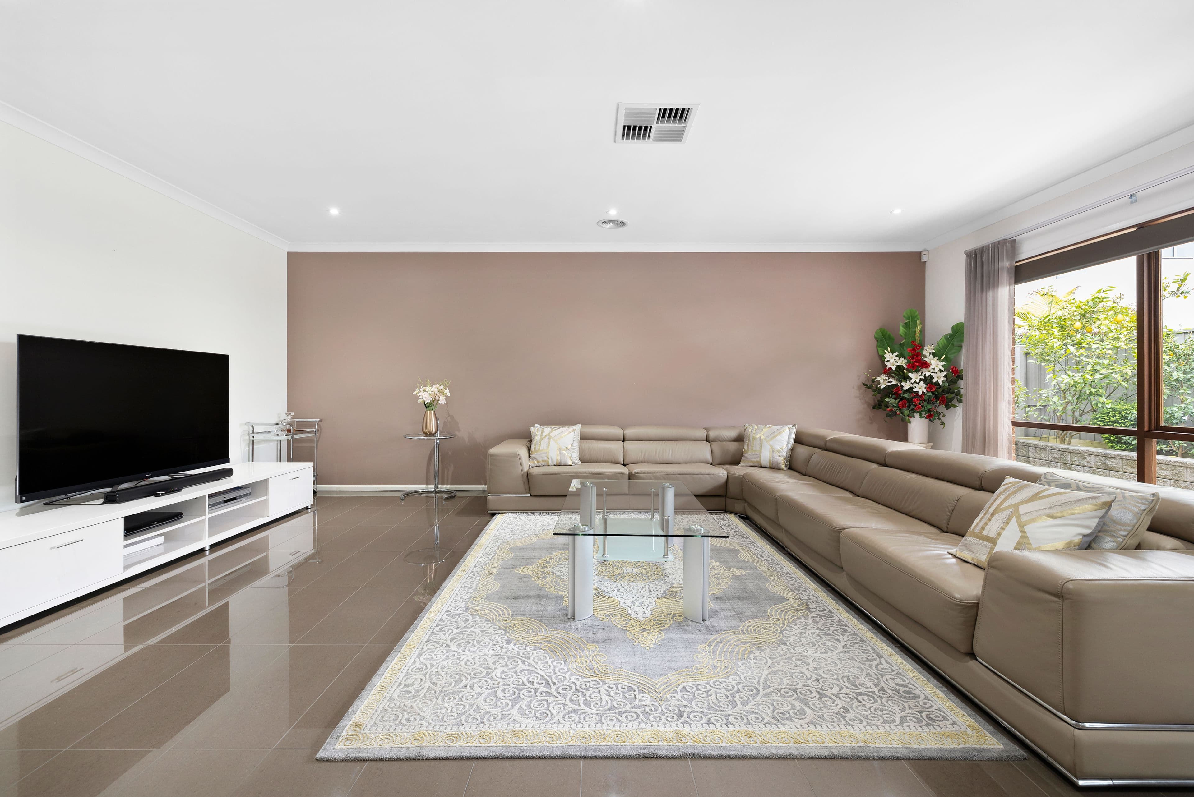 6 Viewmont Street, Wantirna South VIC 3152, Wantirna South - Thumbnail 4