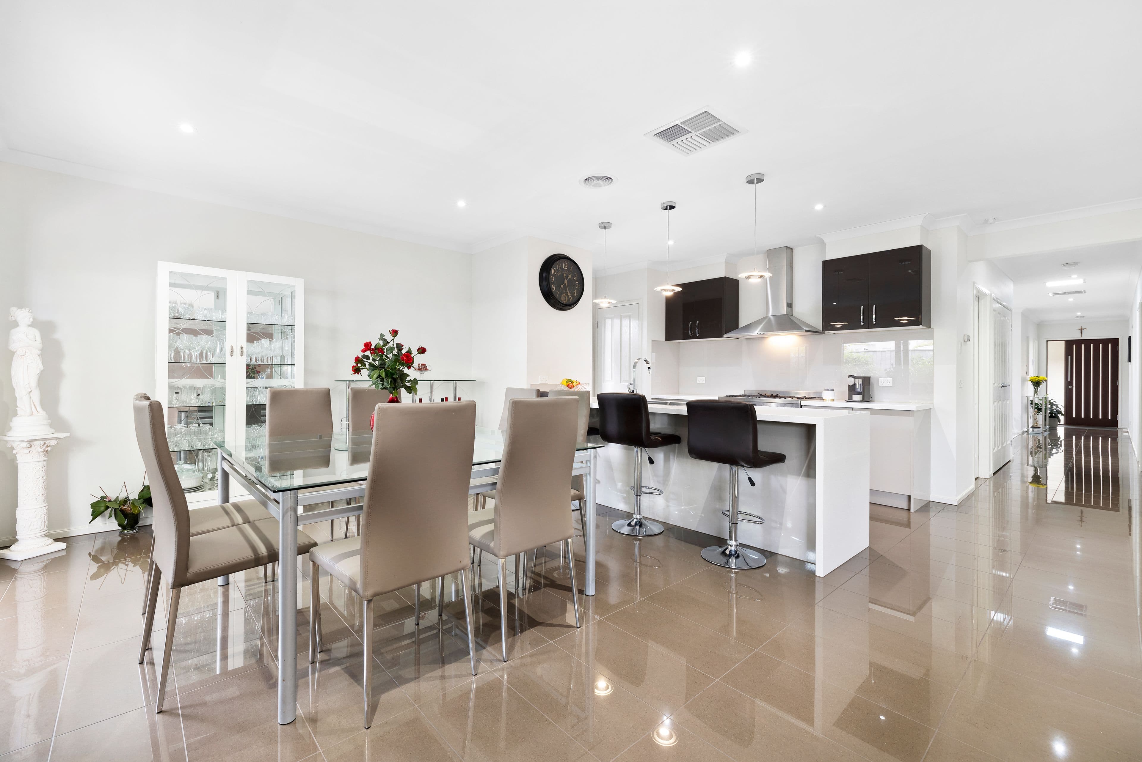 6 Viewmont Street, Wantirna South VIC 3152, Wantirna South - Thumbnail 5
