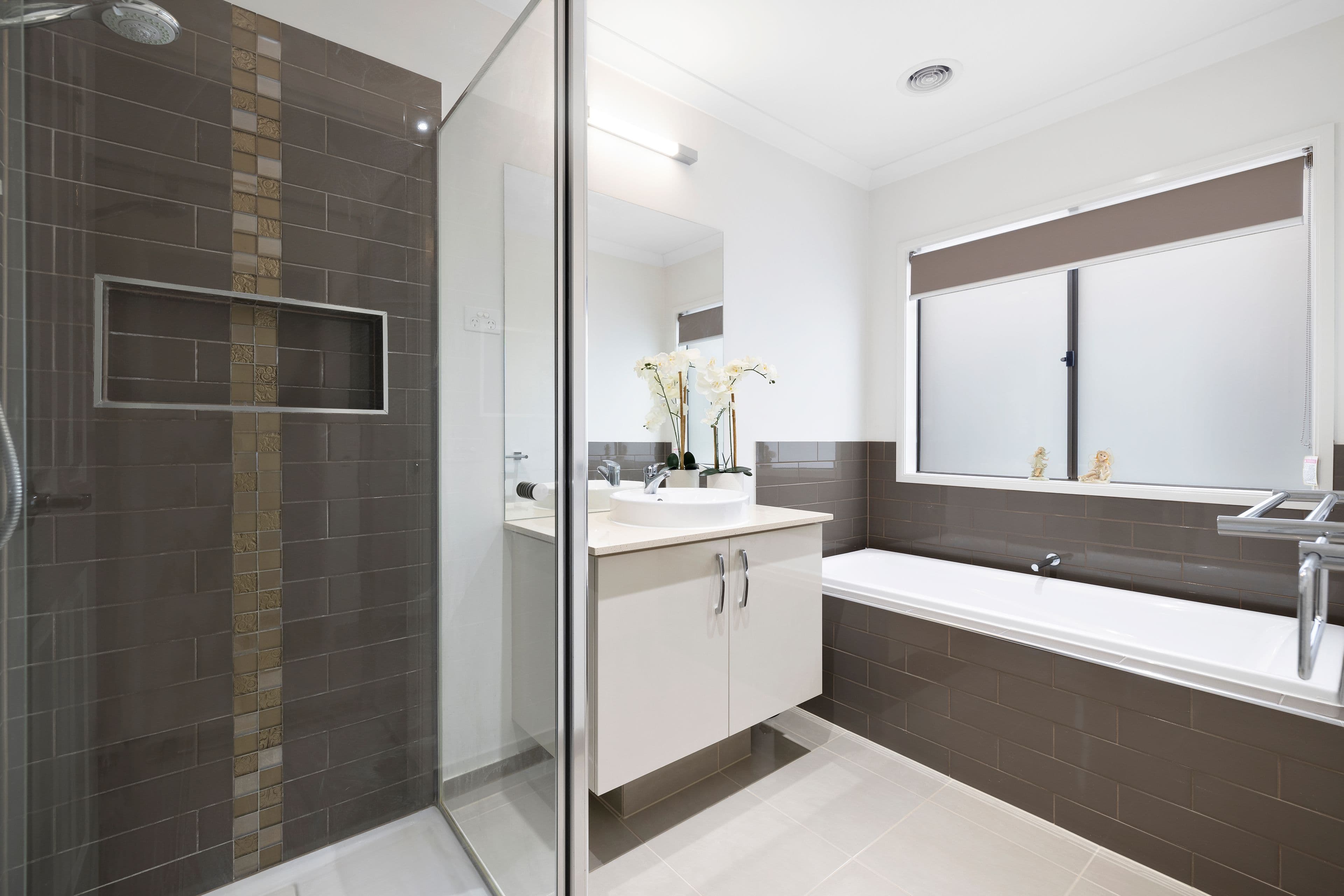 6 Viewmont Street, Wantirna South VIC 3152, Wantirna South - Thumbnail 8