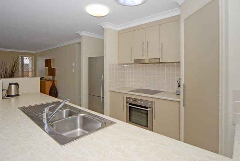 163 Lakeside Avenue, SPRINGFIELD LAKES QLD 4300, Springfield Lakes - Thumbnail 3