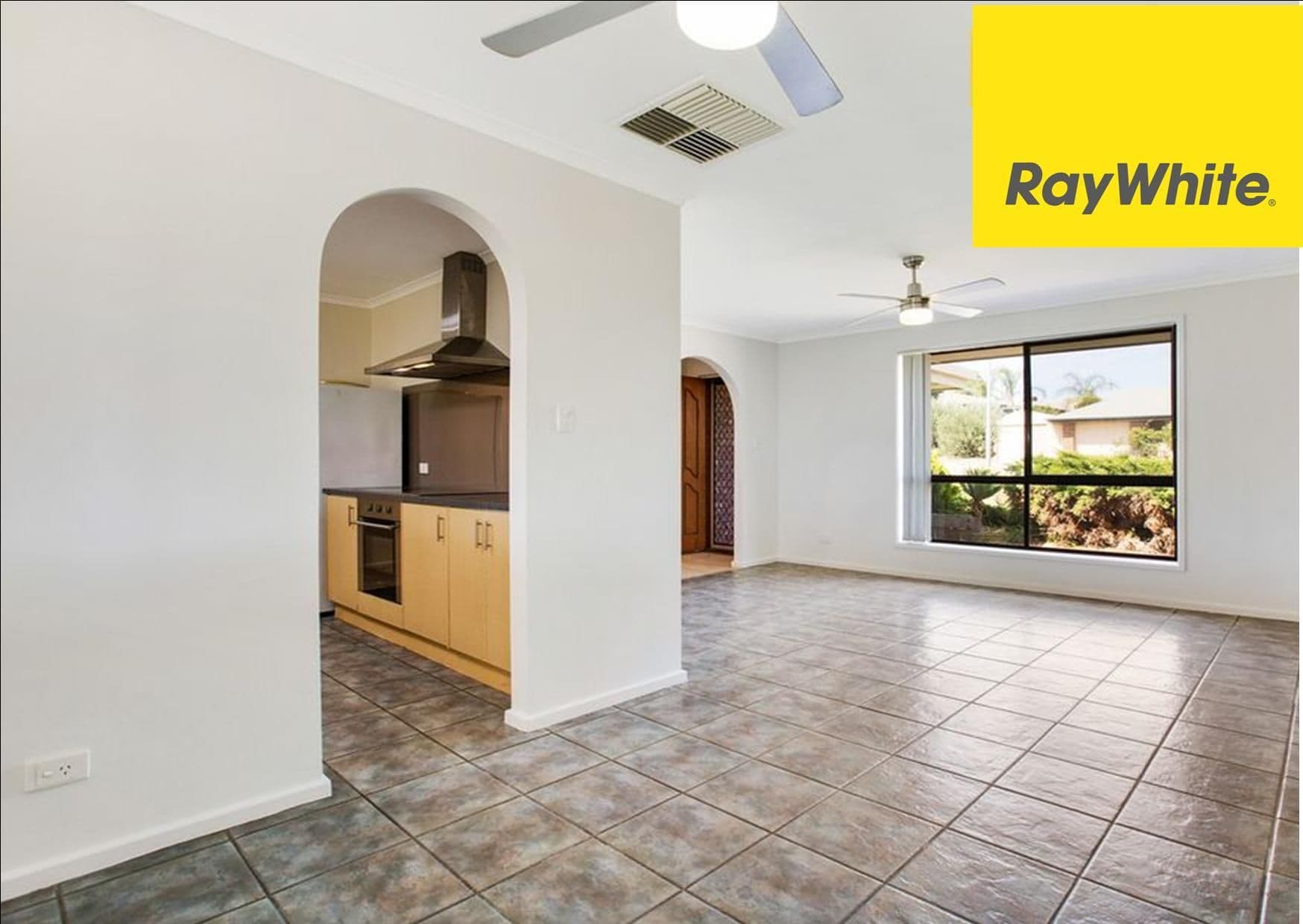 5 Normanton Court, Craigmore SA 5114, Craigmore - Thumbnail 8
