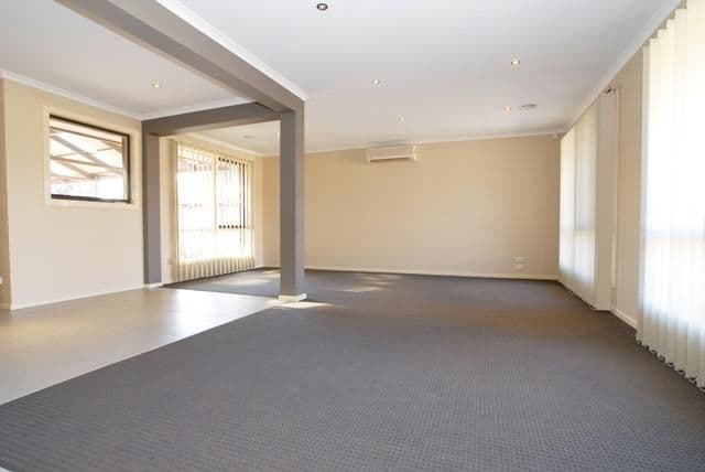 38 Ribblesdale Avenue, WYNDHAM VALE VIC 3024, Wyndham Vale - Thumbnail 4