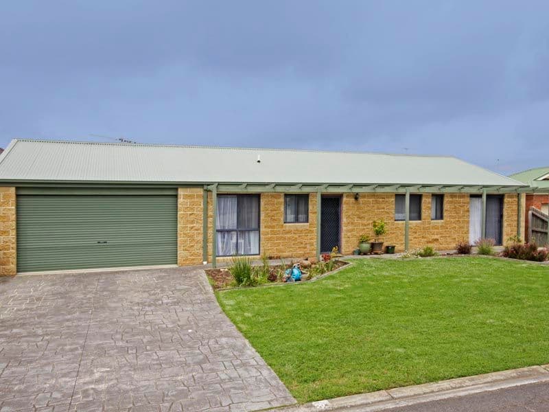 6 Chenin Mews, WAURN PONDS VIC 3216, Waurn Ponds - Image 1