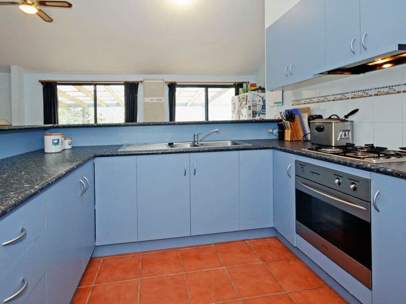 6 Chenin Mews, WAURN PONDS VIC 3216, Waurn Ponds - Thumbnail 4