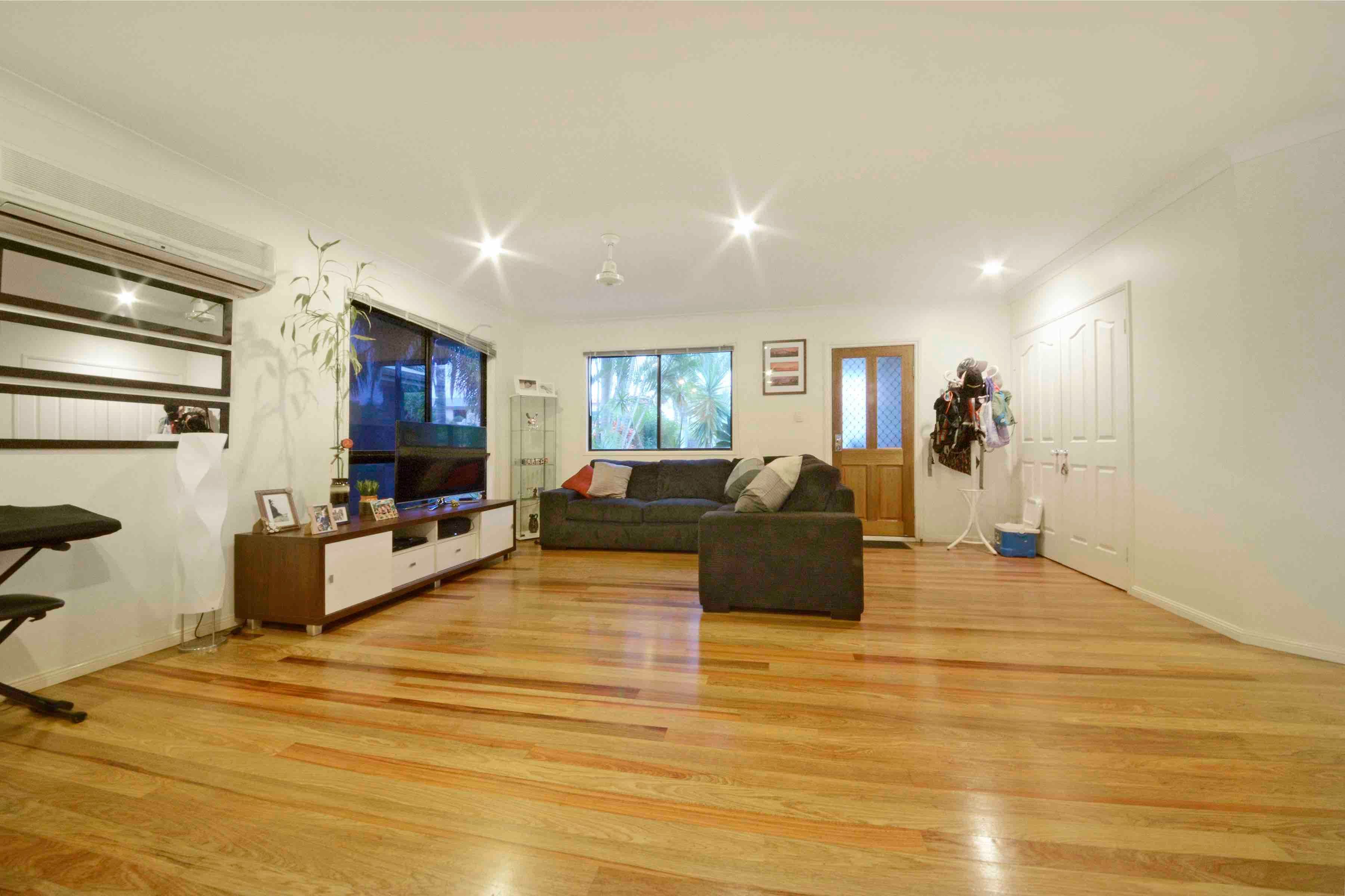 18 Panoramic Court, Cannonvale QLD 4802, Cannonvale - Thumbnail 2