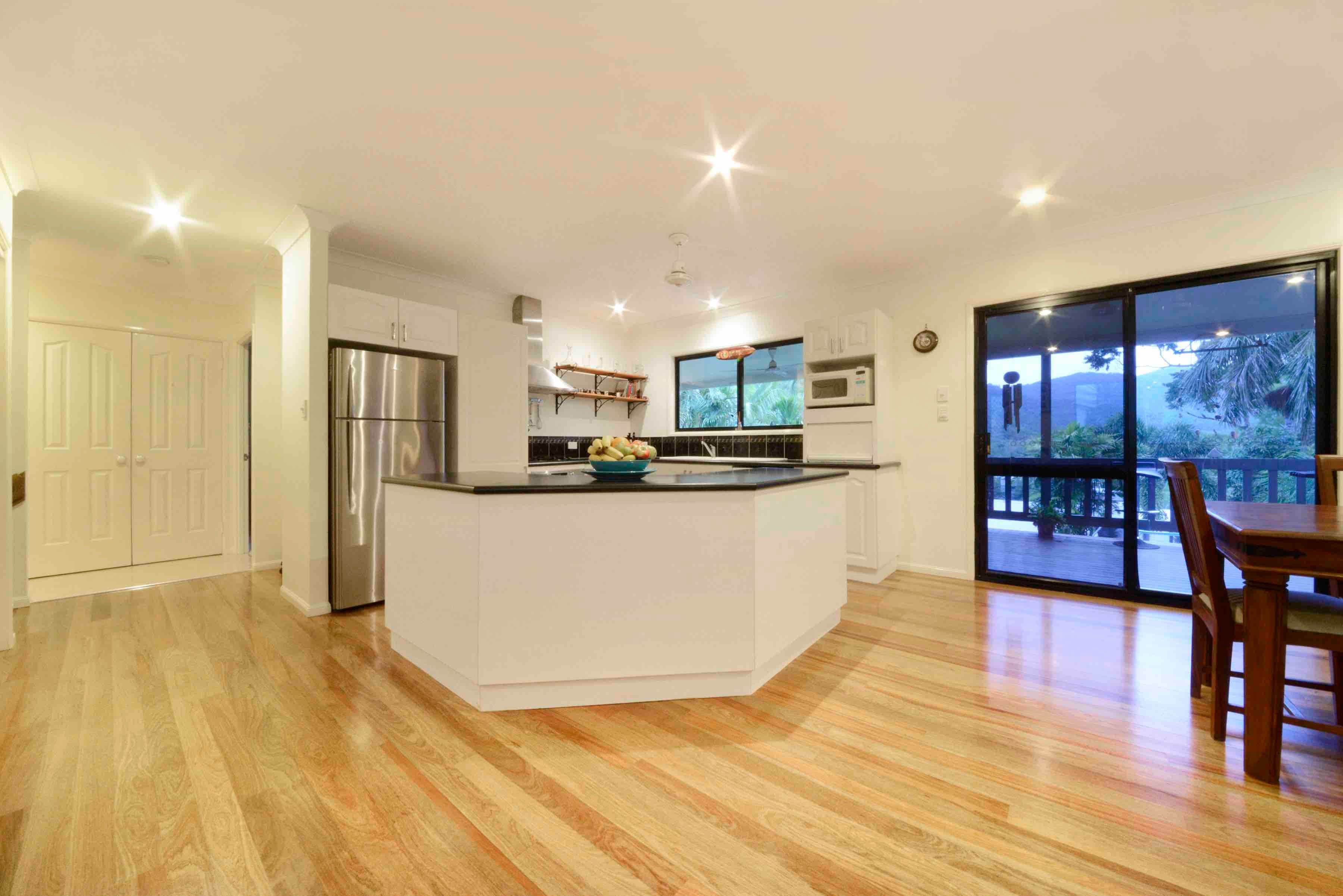 18 Panoramic Court, Cannonvale QLD 4802, Cannonvale - Thumbnail 5