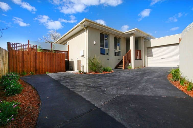 16 Aikman Crescent, Chadstone VIC 3148, Chadstone - Image 1