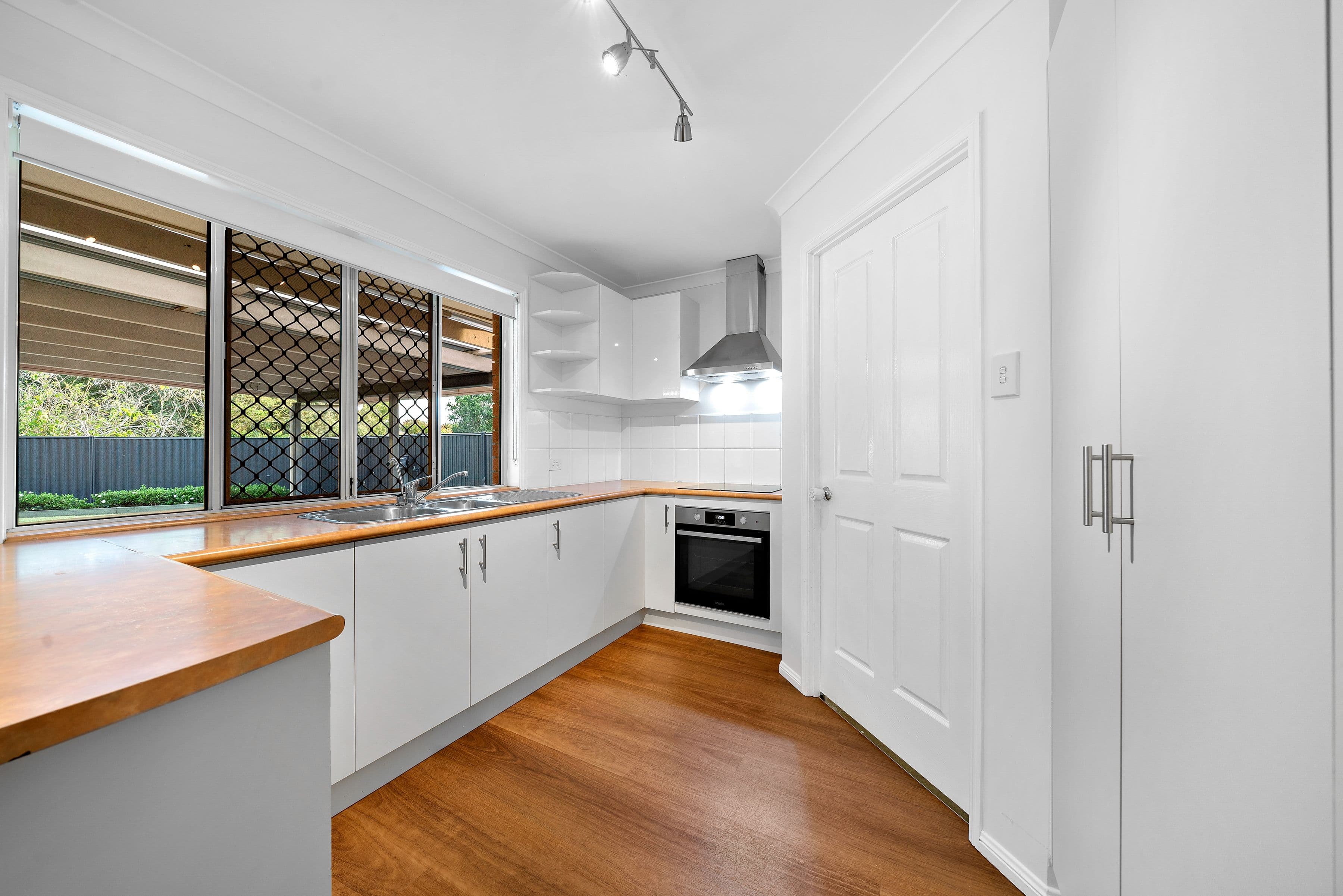21 Widewood Court, Heritage Park QLD 4118, Heritage Park - Thumbnail 4