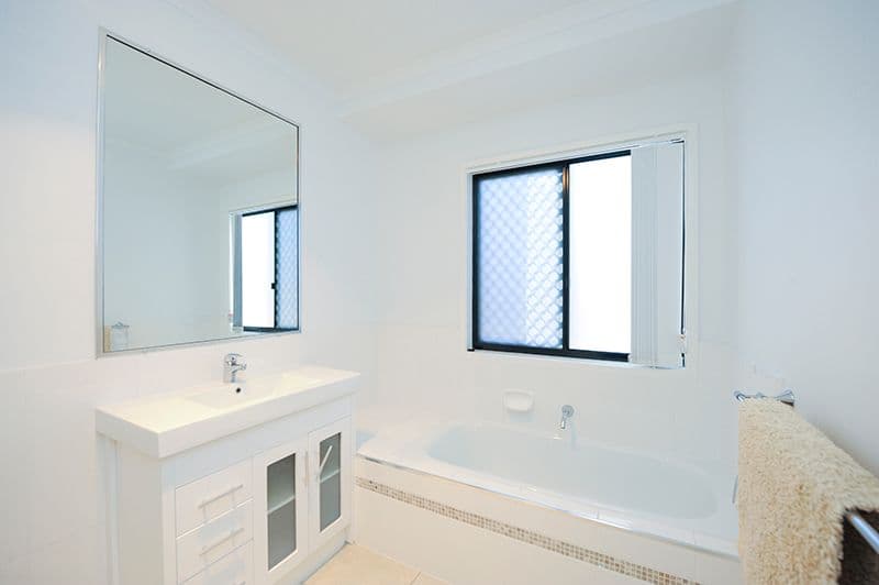 9 Kroombit Terrace, NEW AUCKLAND QLD 4680, New Auckland - Thumbnail 7
