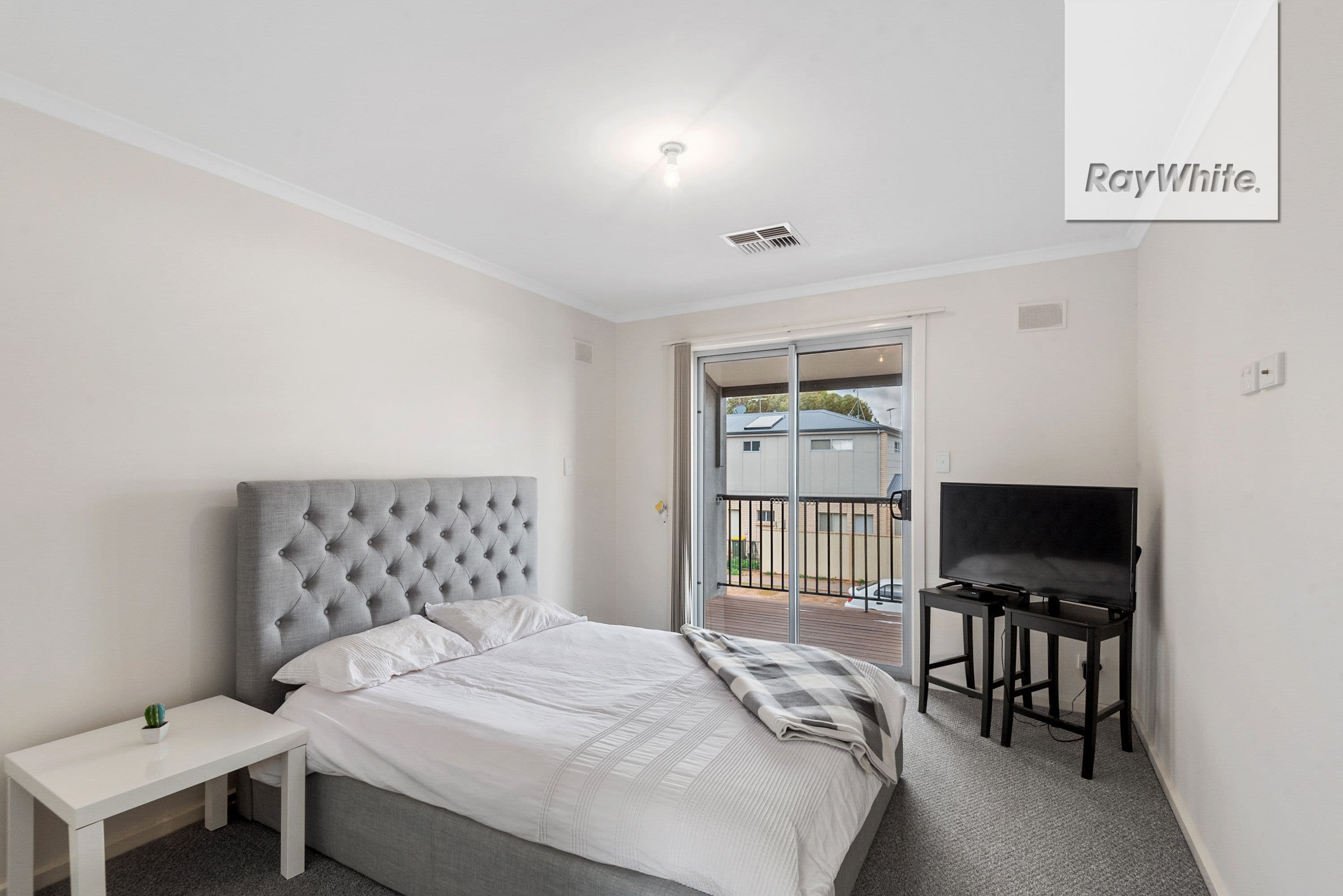 32 Saxon Street, Smithfield Plains SA 5114, Smithfield Plains - Thumbnail 6