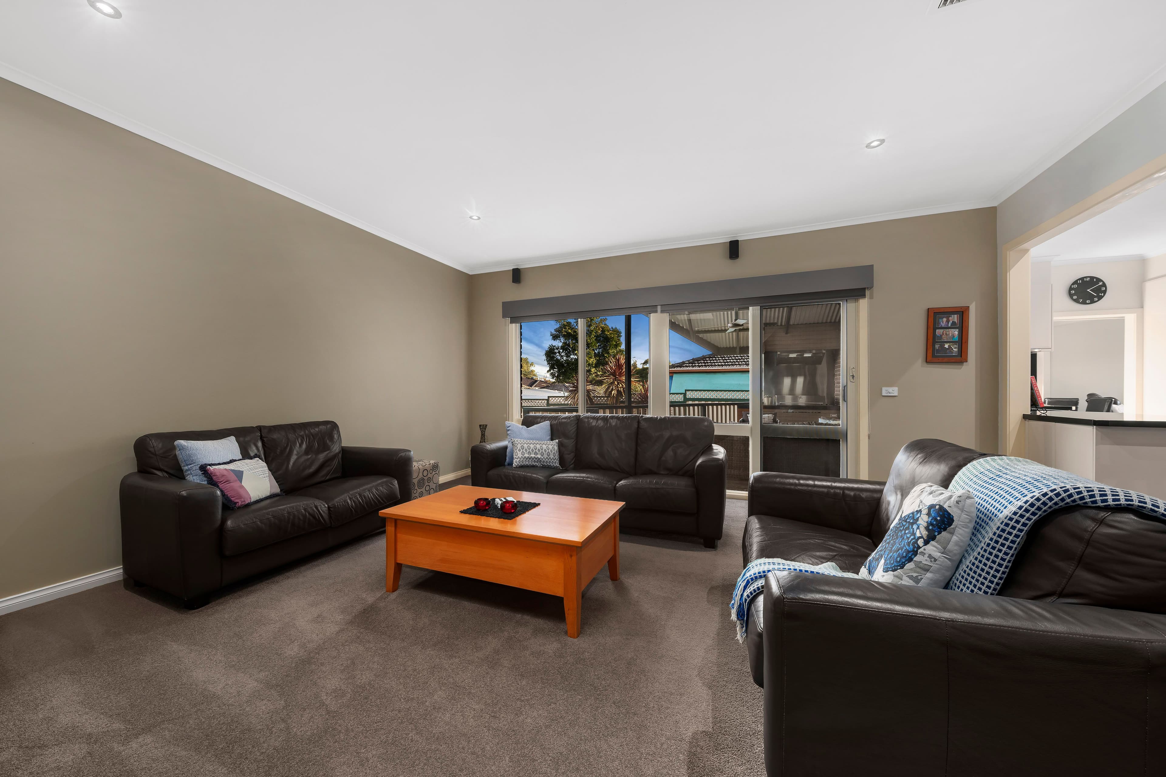 63 Renou Road, Wantirna South VIC 3152, Wantirna South - Thumbnail 3
