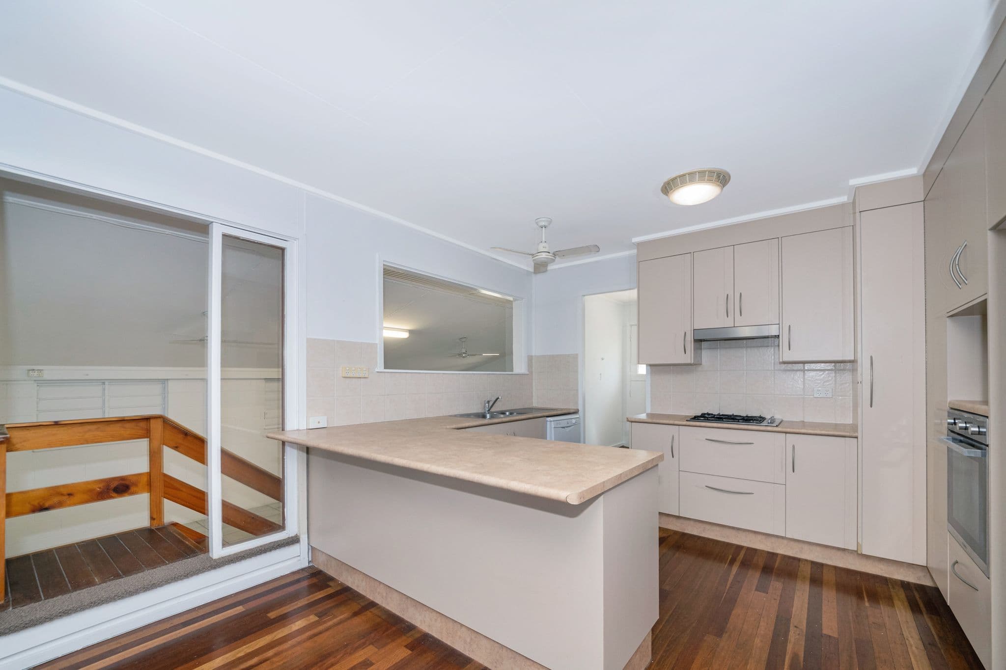 317 Stuart Drive, Wulguru QLD 4811, Wulguru - Thumbnail 5