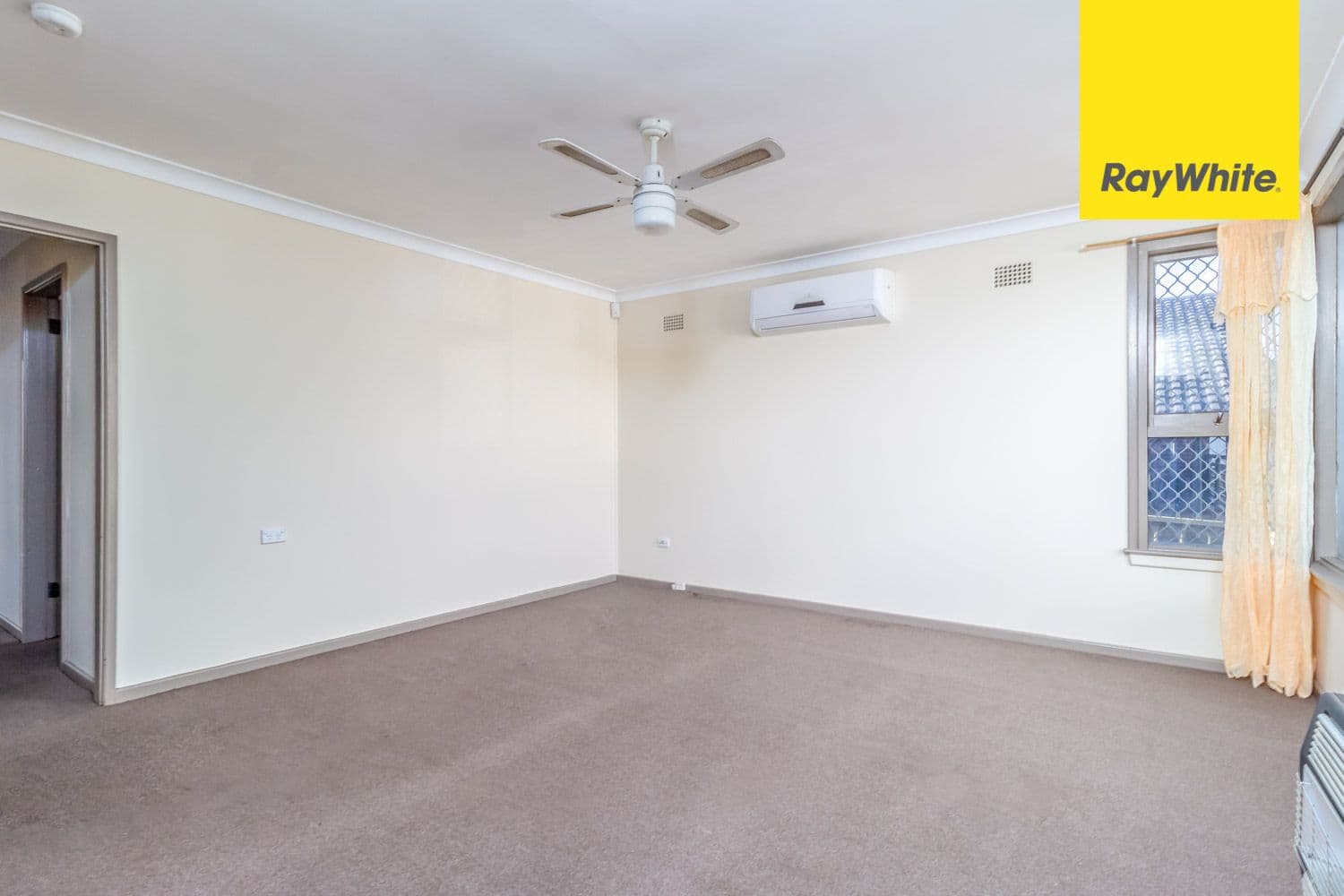 18 Enderby Street, Tregear - Thumbnail 2