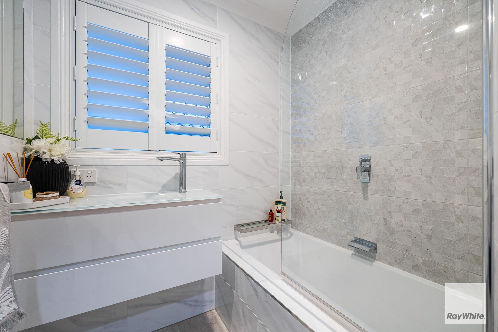 44 Rusbrook Street, Redland Bay QLD 4165, Redland Bay - Thumbnail 6