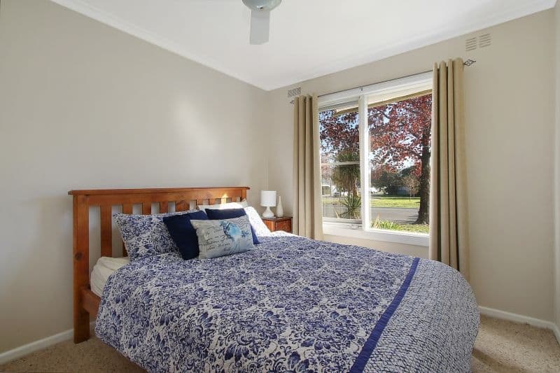 390 Hedley Crescent, Lavington - Thumbnail 7