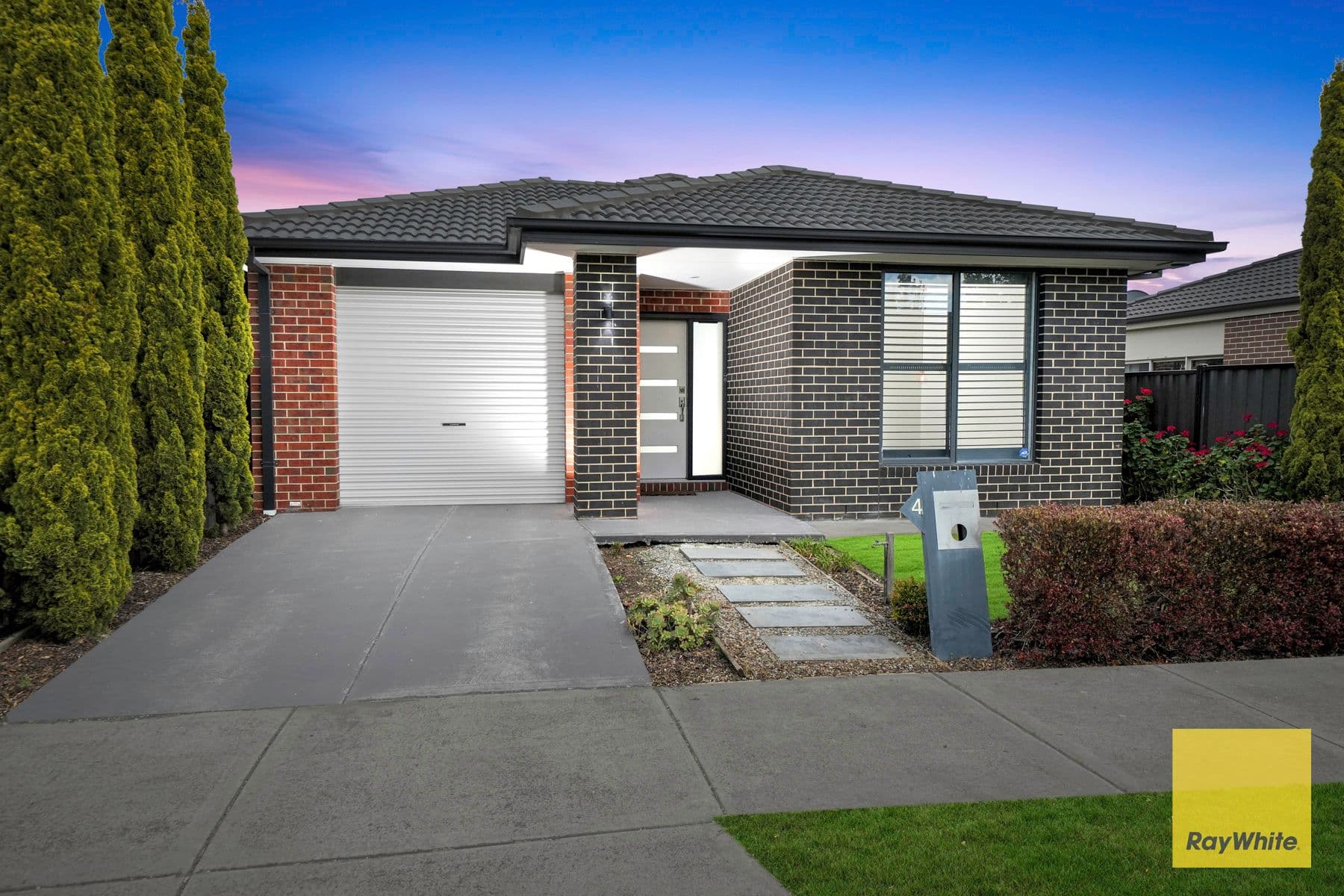 4 Compton Street, Truganina VIC 3029, Truganina - Thumbnail 2