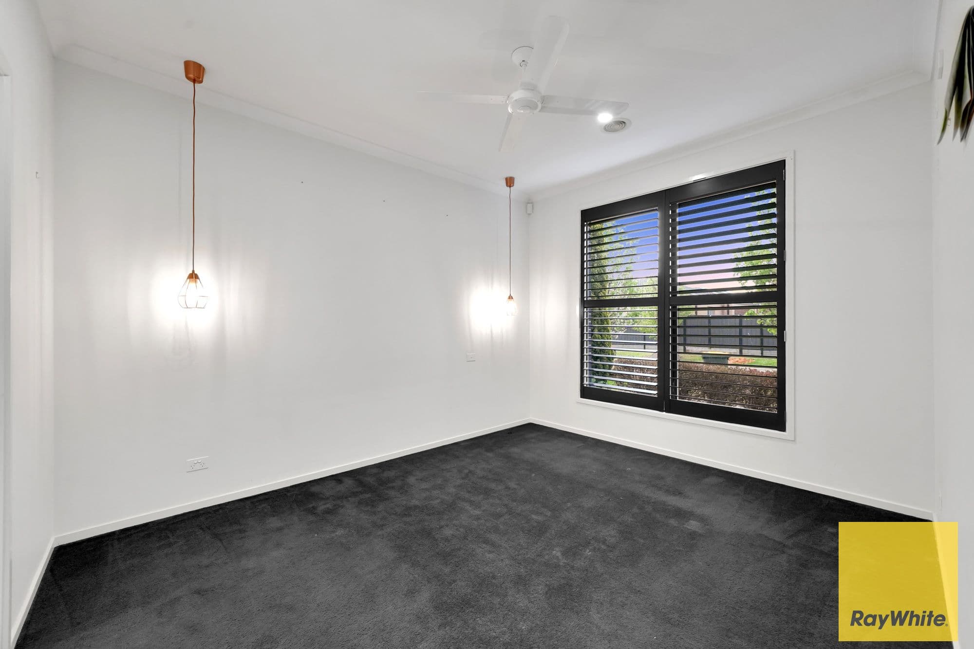 4 Compton Street, Truganina VIC 3029, Truganina - Thumbnail 4