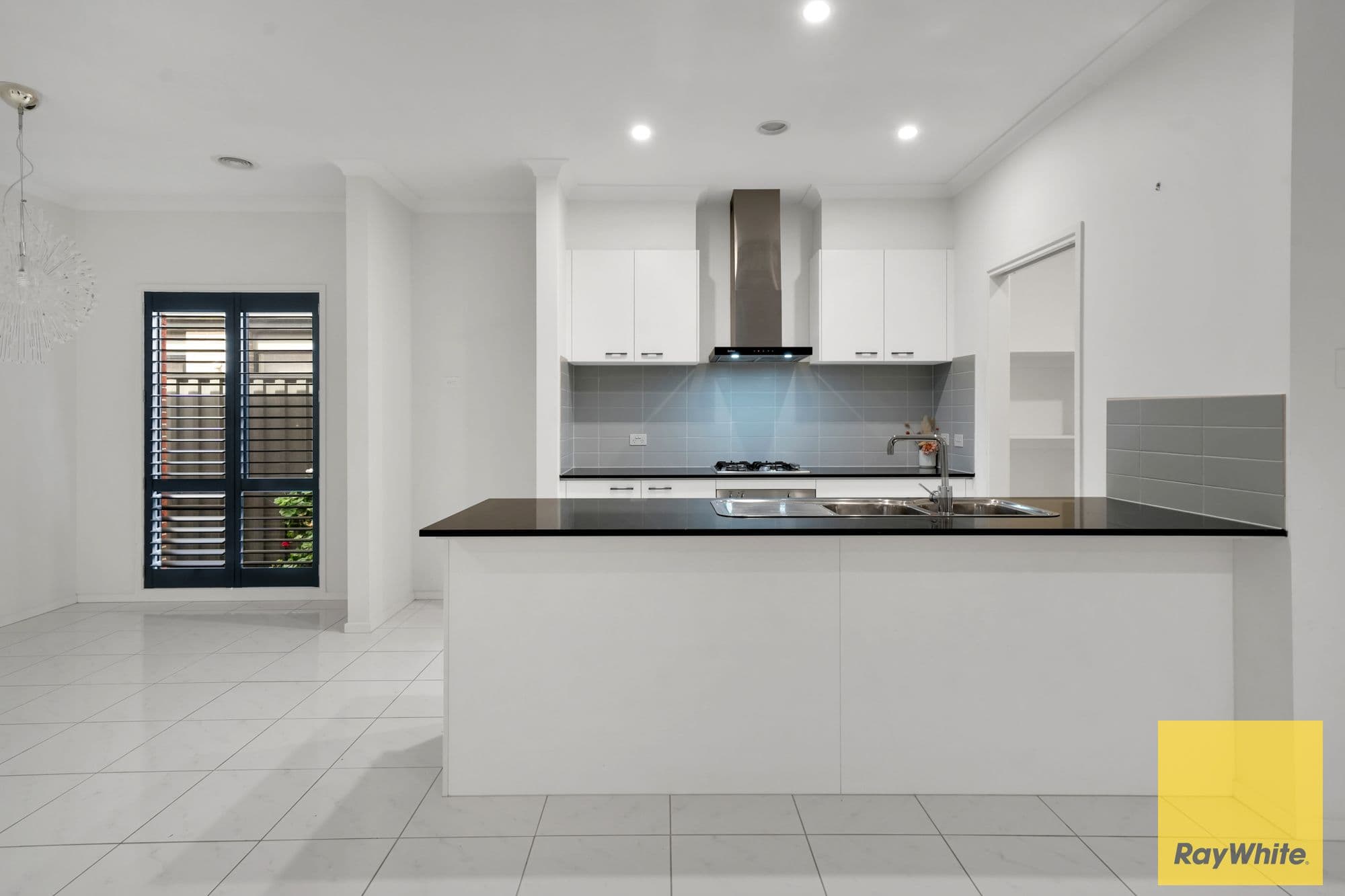 4 Compton Street, Truganina VIC 3029, Truganina - Thumbnail 7