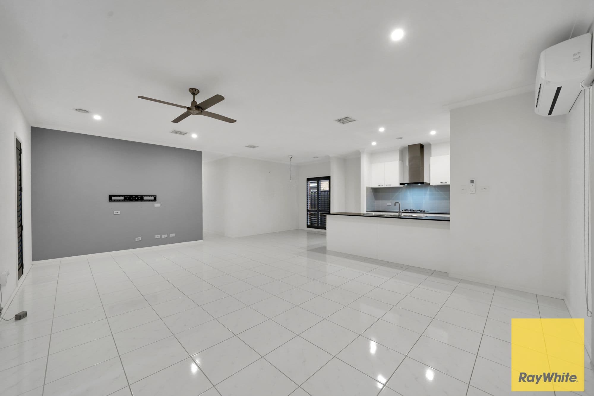 4 Compton Street, Truganina VIC 3029, Truganina - Thumbnail 8