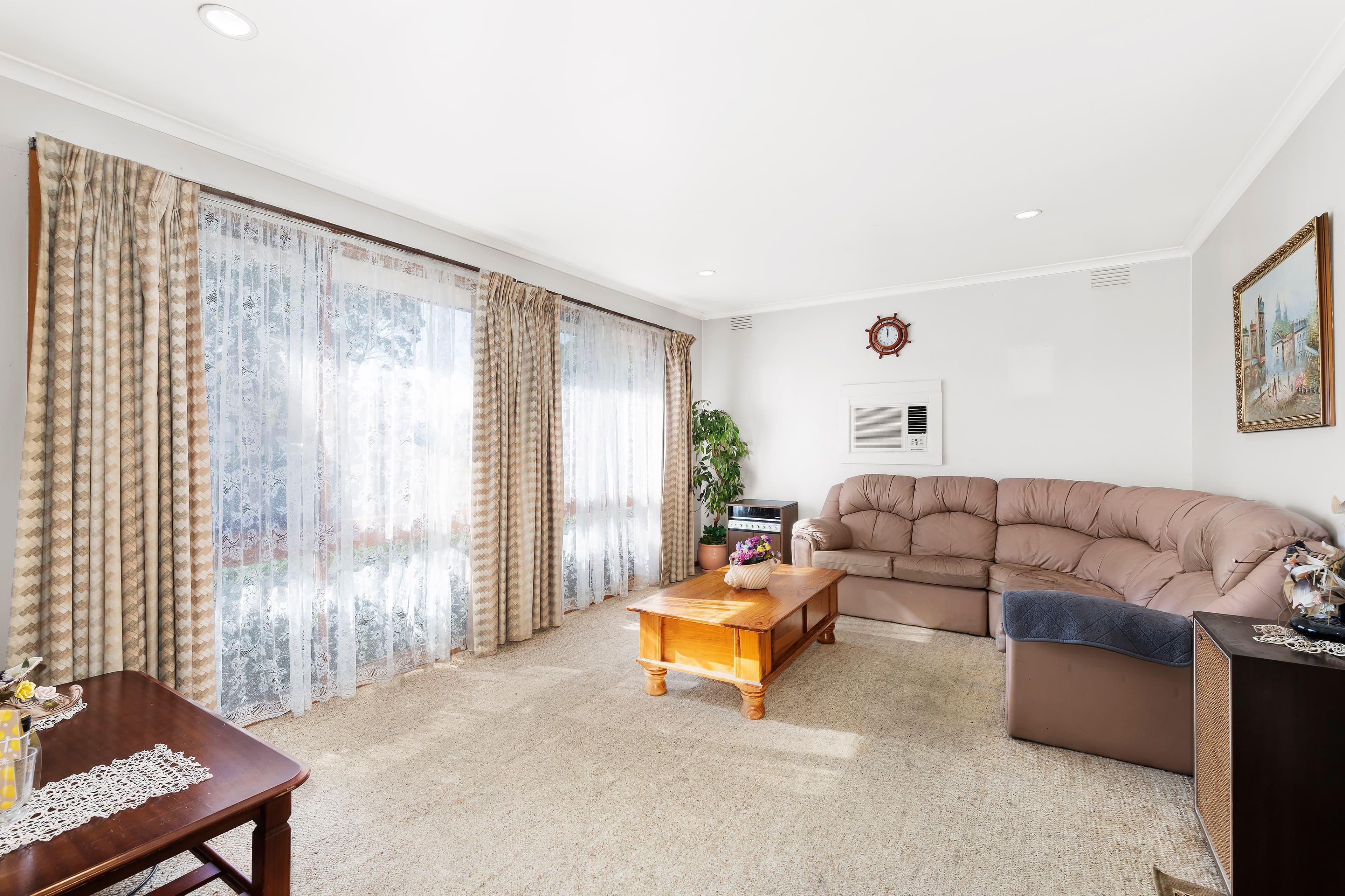 7 Christie Avenue, Mill Park VIC 3082, Mill Park - Thumbnail 2