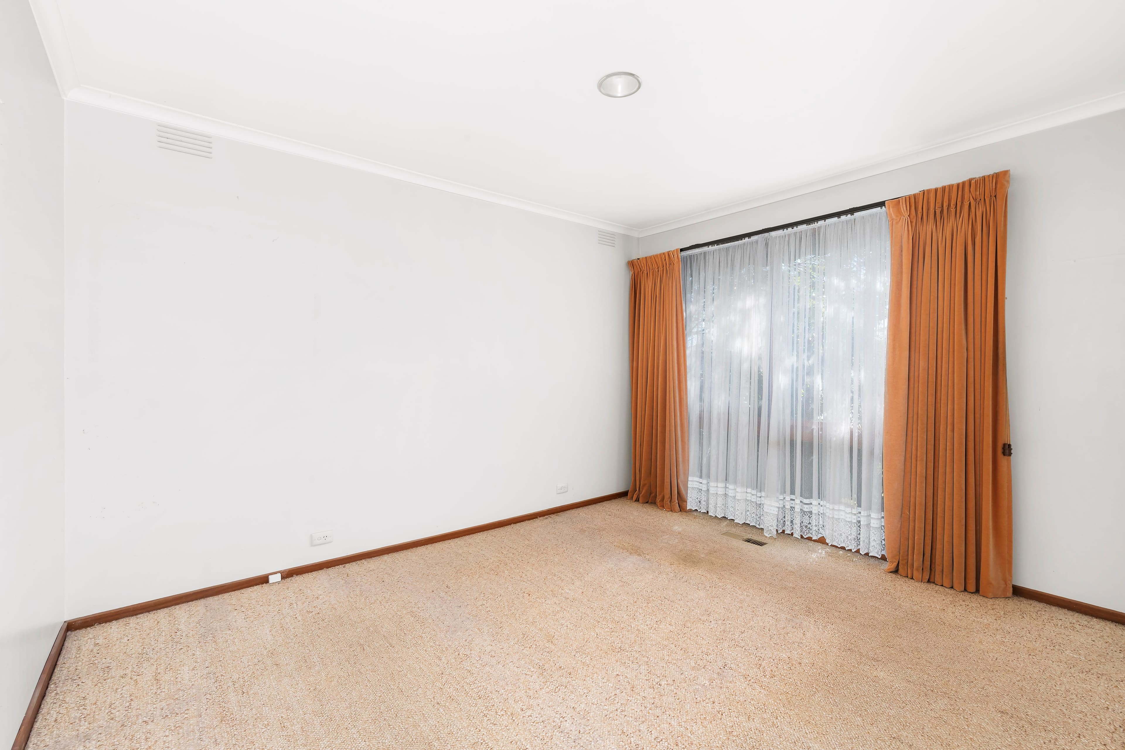 7 Christie Avenue, Mill Park VIC 3082, Mill Park - Thumbnail 3