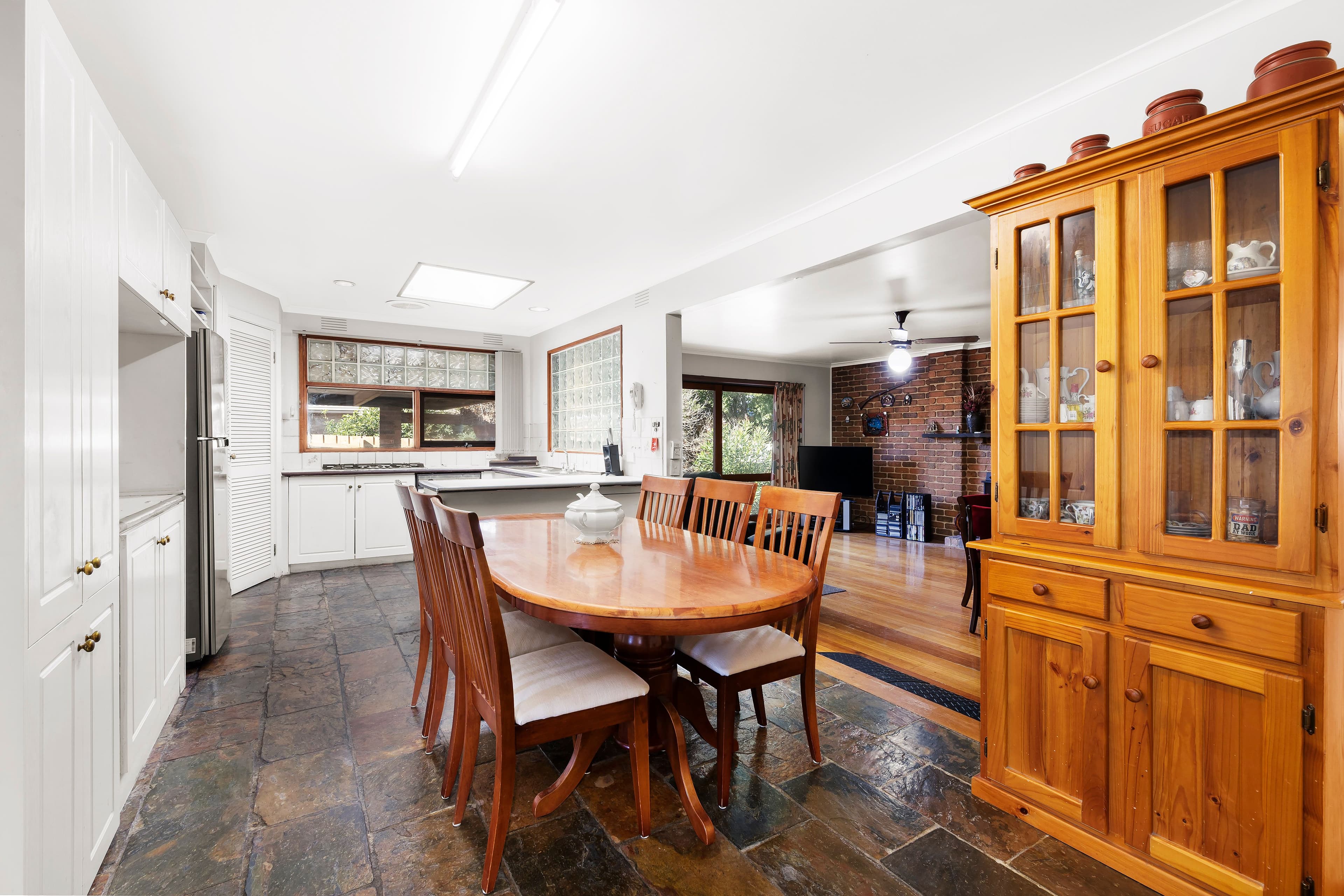 7 Christie Avenue, Mill Park VIC 3082, Mill Park - Thumbnail 4