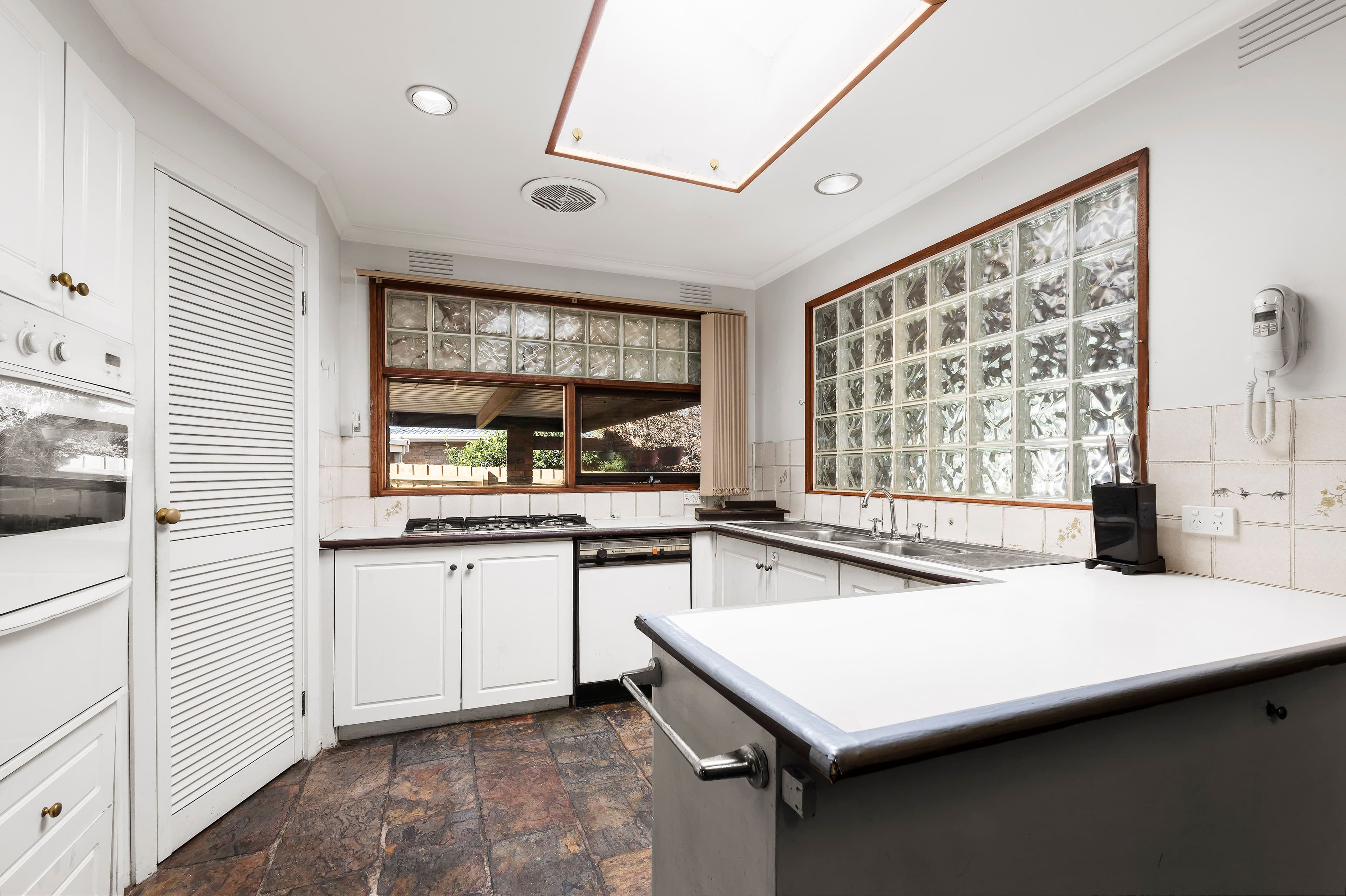 7 Christie Avenue, Mill Park VIC 3082, Mill Park - Thumbnail 5