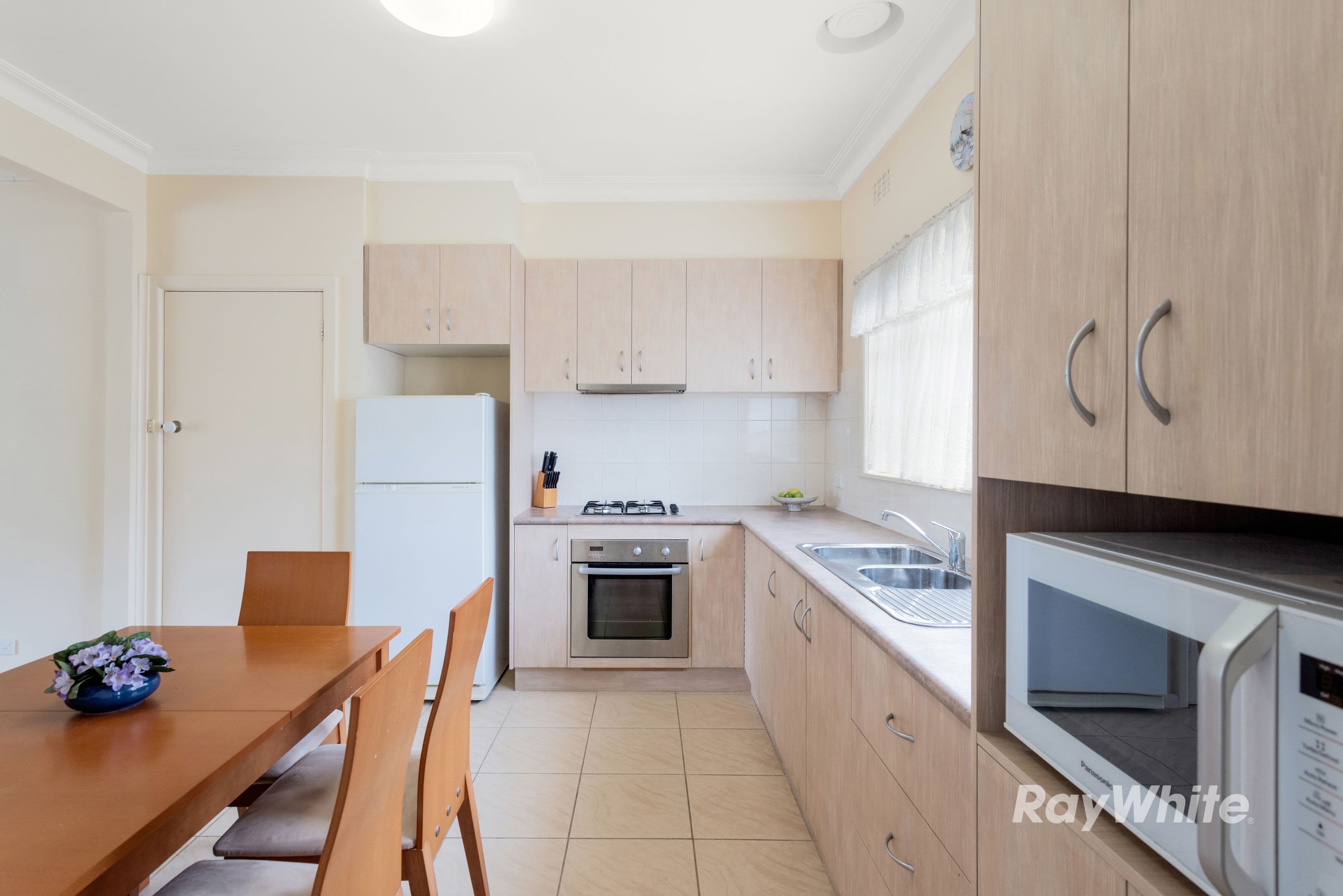 27 Bristol Street, Bentleigh East VIC 3165, Bentleigh East - Thumbnail 3