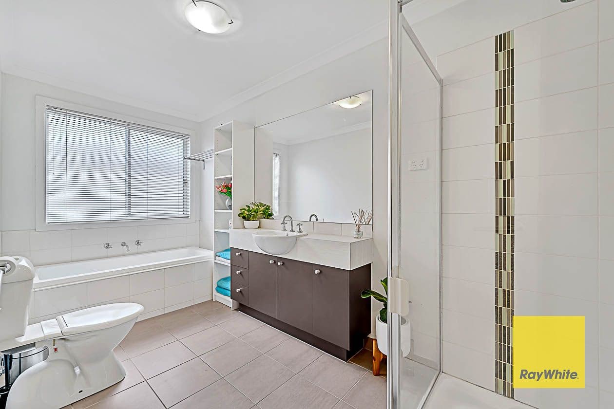 13 Higgins Way, Truganina VIC 3029, Truganina - Thumbnail 7
