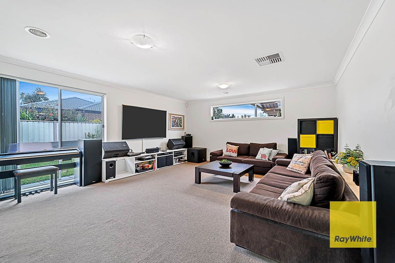 13 Higgins Way, Truganina VIC 3029, Truganina - Thumbnail 8