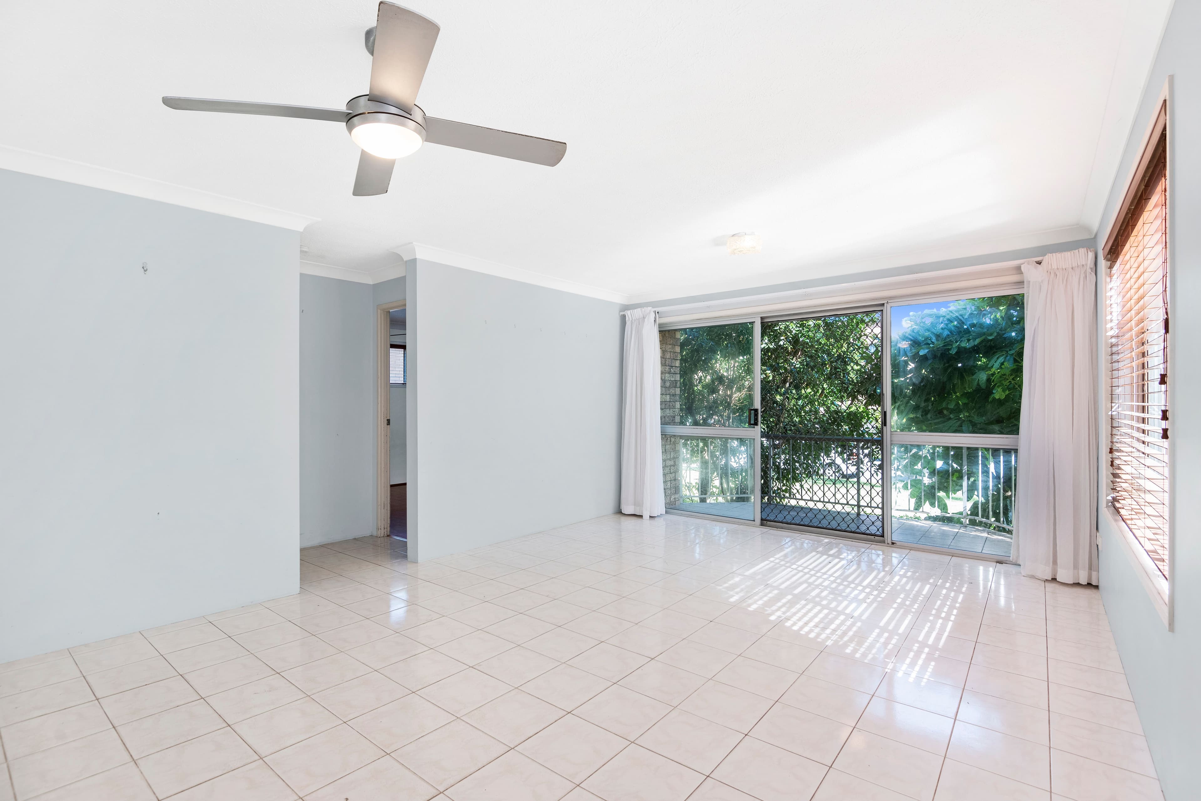9 Twenty Eighth Avenue, Palm Beach QLD 4221, Palm Beach - Thumbnail 4