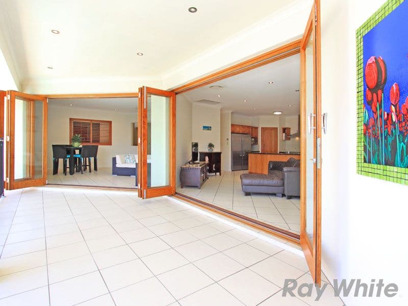 3 Montalcino Place, BRIDGEMAN DOWNS QLD 4035, Bridgeman Downs - Thumbnail 3