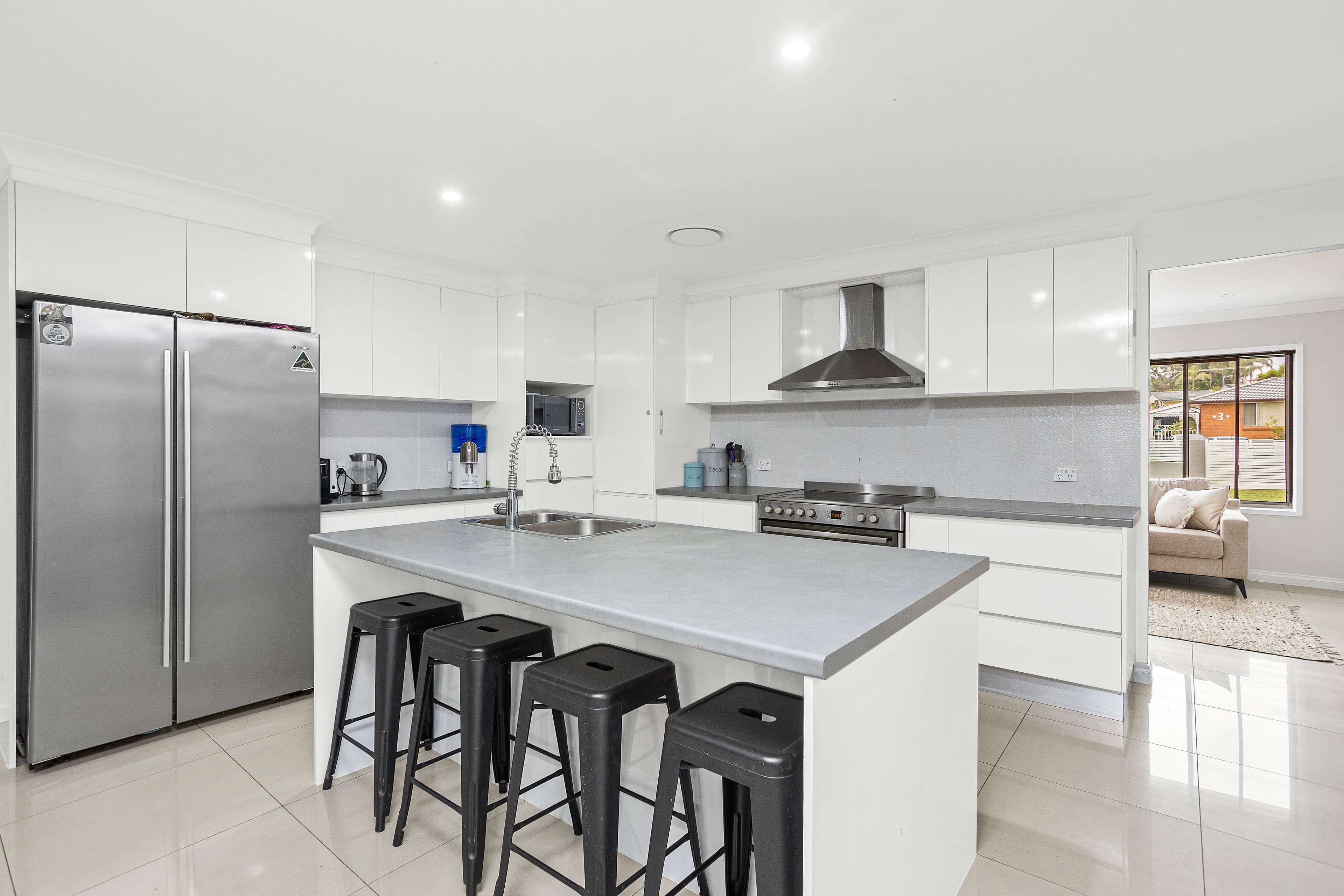 6 Bourke Avenue, Barrack Heights NSW 2528, Barrack Heights - Thumbnail 3