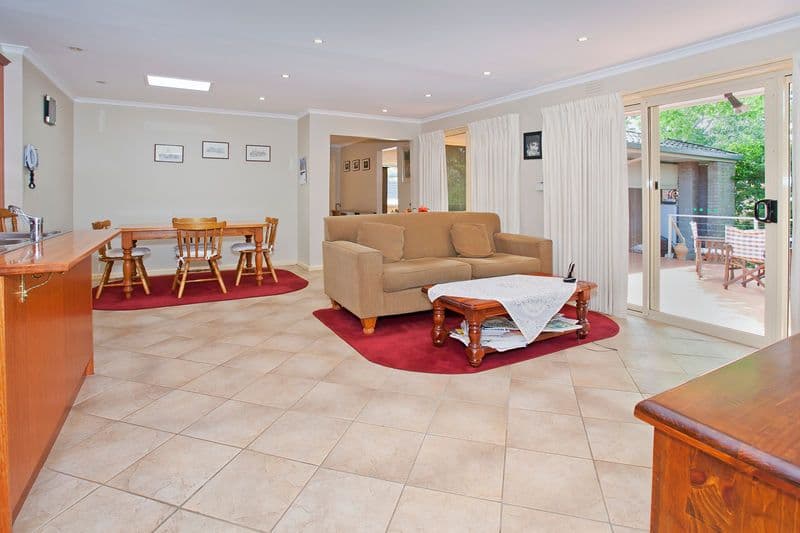 9 Grosvenor Drive, WANDANA HEIGHTS VIC 3216, Wandana Heights - Thumbnail 4