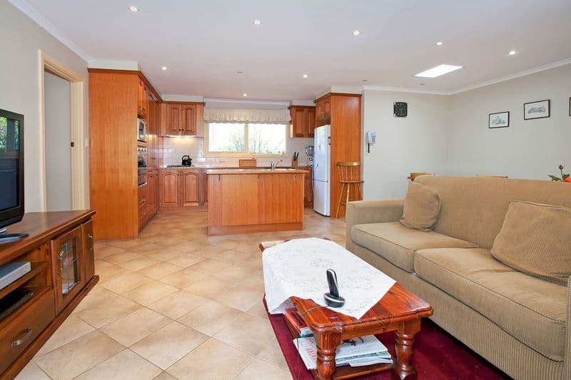 9 Grosvenor Drive, WANDANA HEIGHTS VIC 3216, Wandana Heights - Thumbnail 5