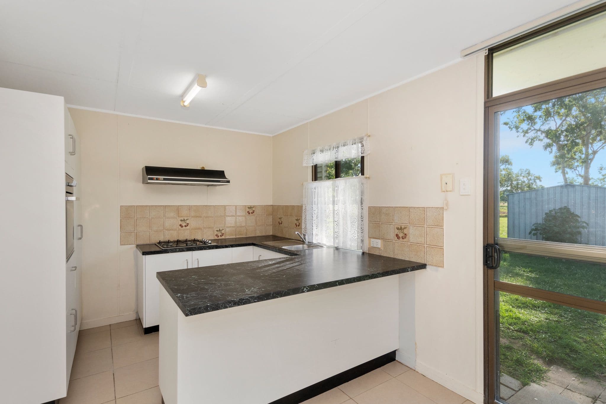 14 Duggan Drive, Alligator Creek QLD 4816, Alligator Creek - Thumbnail 5