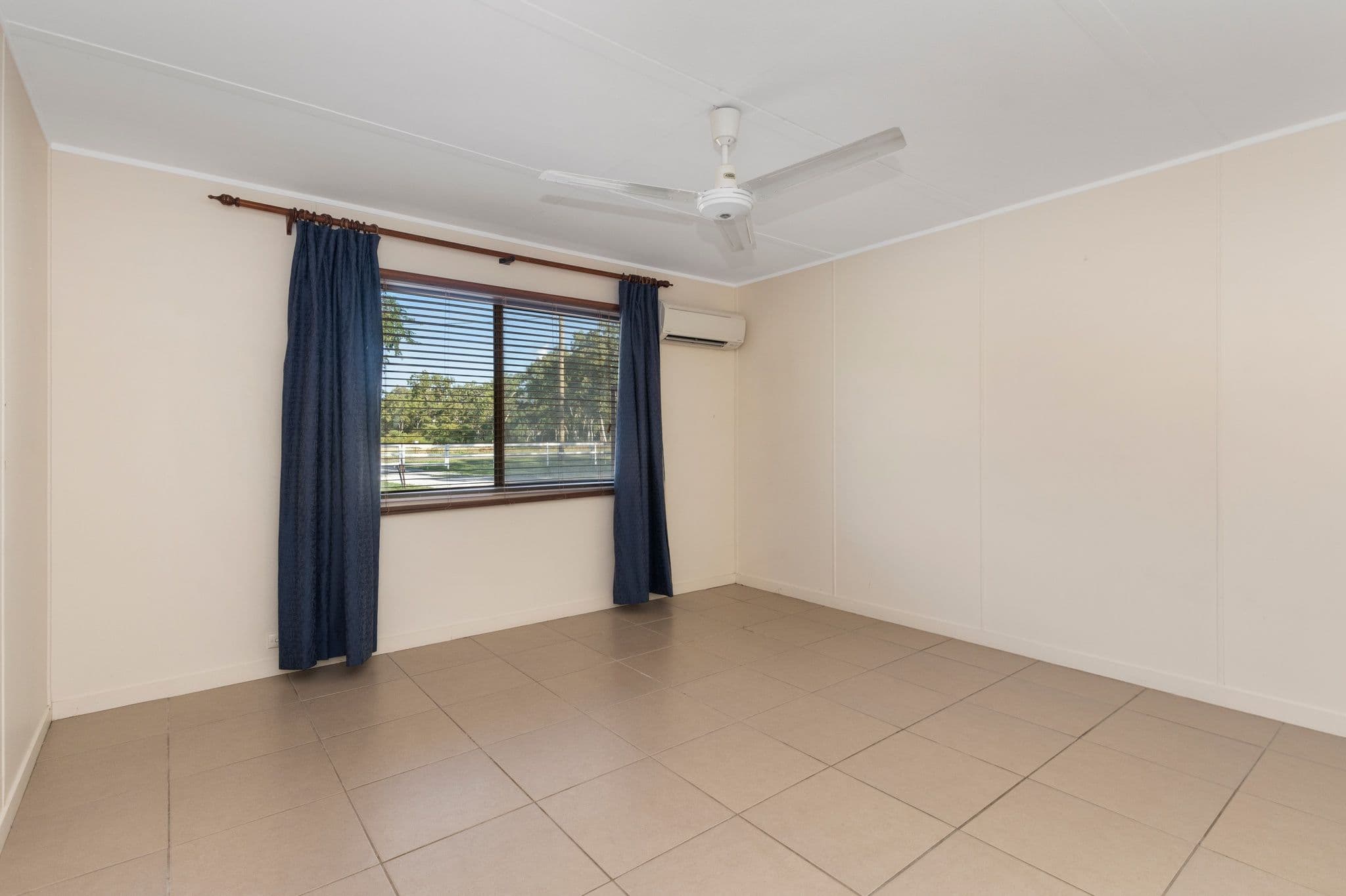 14 Duggan Drive, Alligator Creek QLD 4816, Alligator Creek - Thumbnail 6