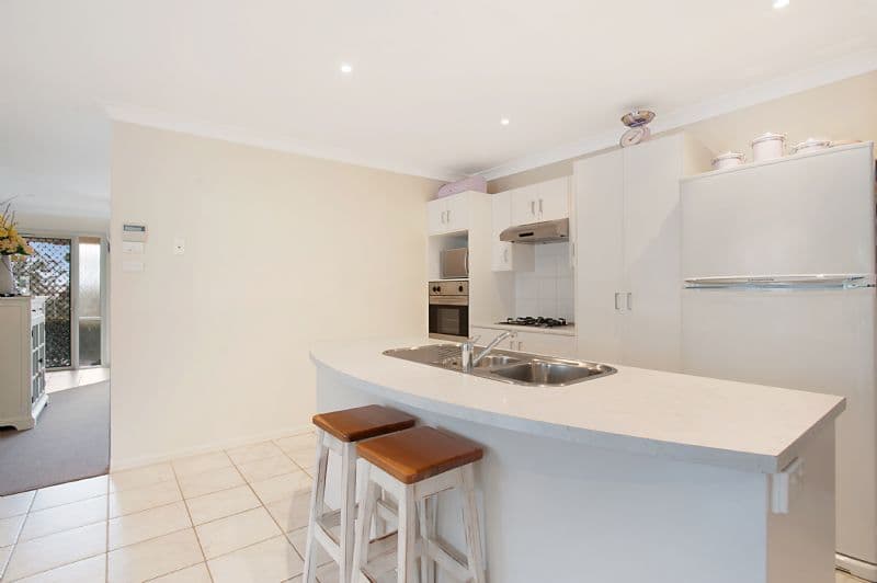 15 Amber Grove, BOLWARRA HEIGHTS NSW 2320, Bolwarra Heights - Thumbnail 6