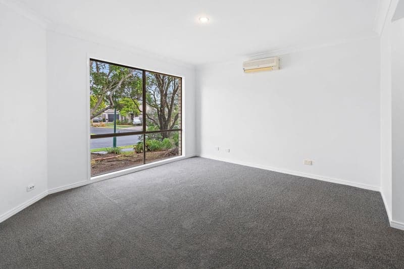 17 Beaumont Crescent, Pacific Pines - Thumbnail 7