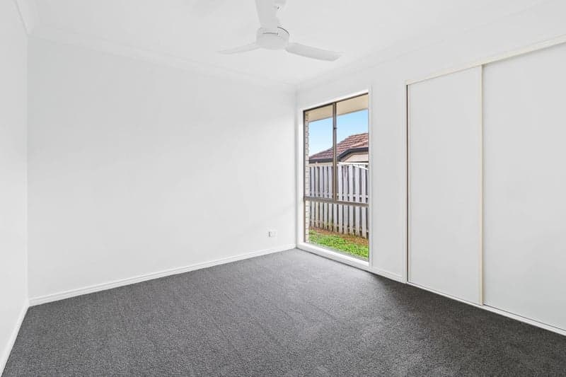 17 Beaumont Crescent, Pacific Pines - Thumbnail 8
